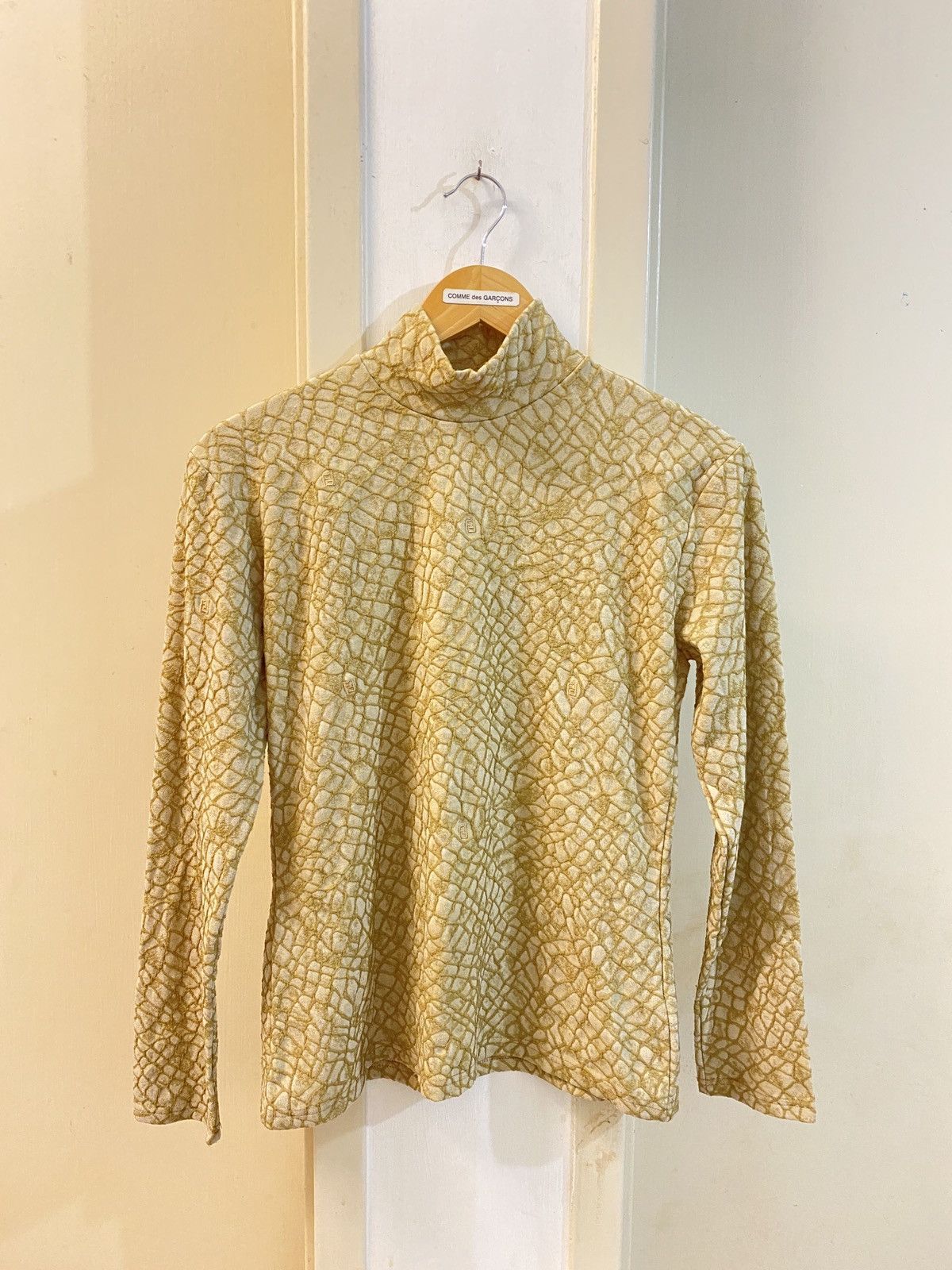 Fendi 🔥🔥💰💰Vintage Fendi turtleneck rare design Size S / US 4 / IT 40 - 1 Thumbnail