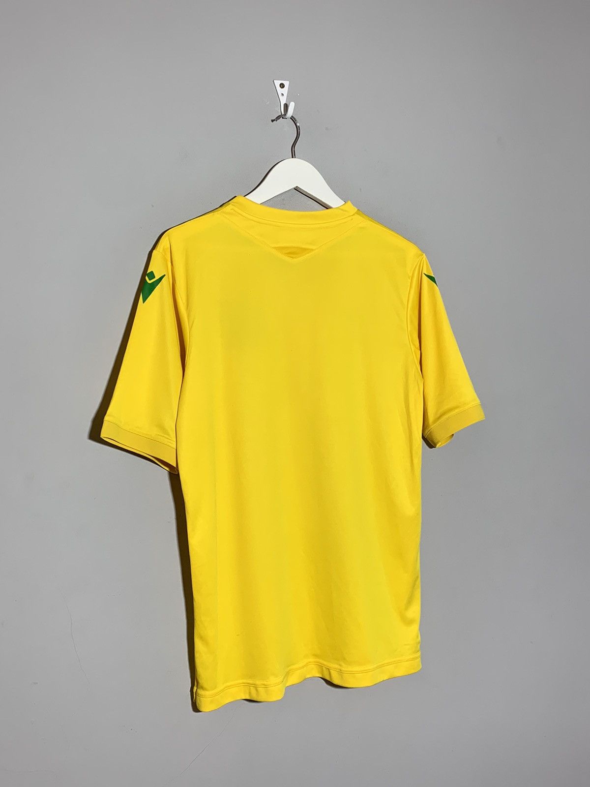 Macron Nantes 2020/21 Macron Y2k Streetwear Home Football Shirt Size US L / EU 52-54 / 3 - 9 Thumbnail
