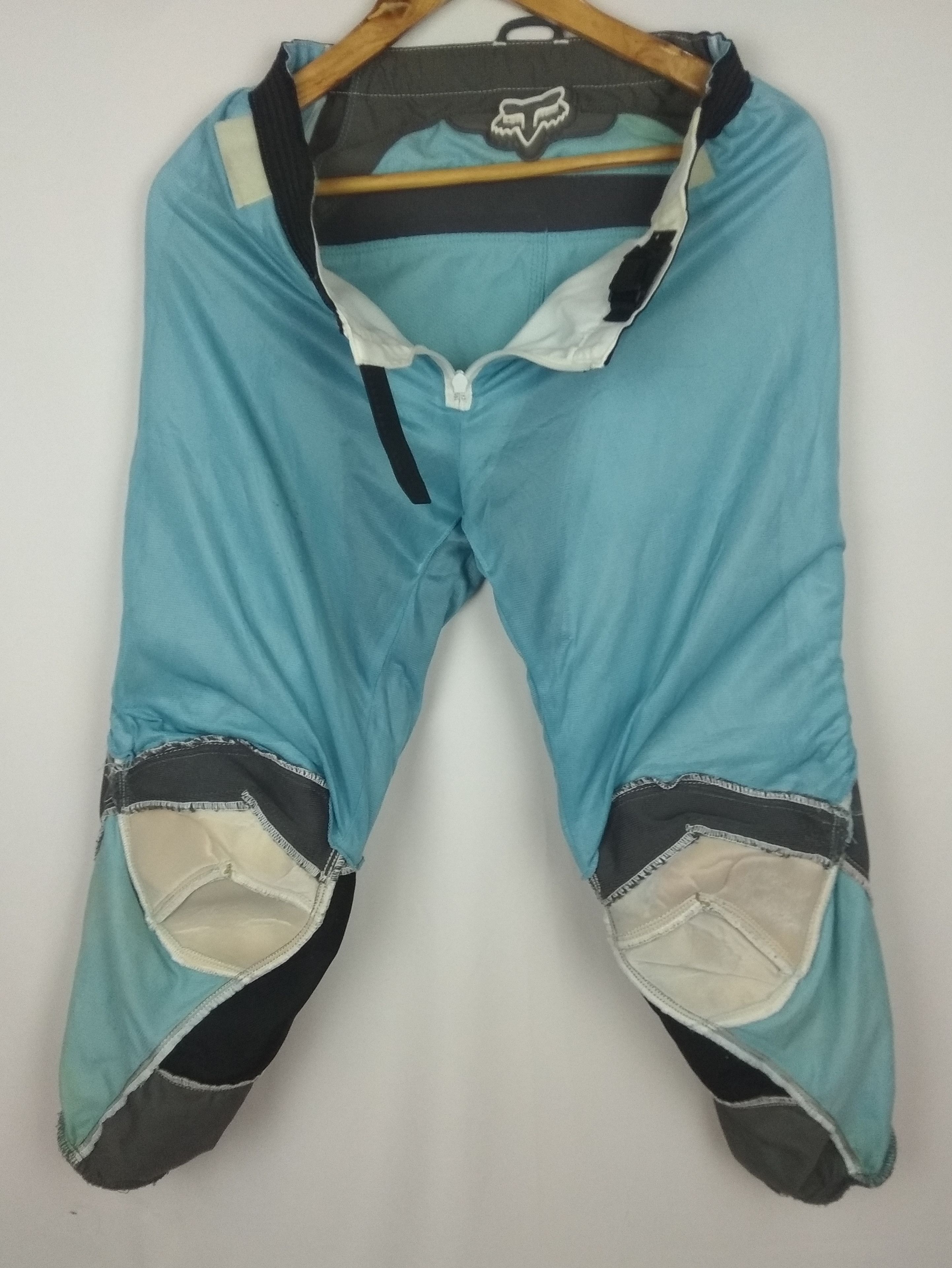 Fox Racing × Sports Specialties Fox Racing 108 Design California embossed pants logo pants Size US 30 / EU 46 - 15 Thumbnail
