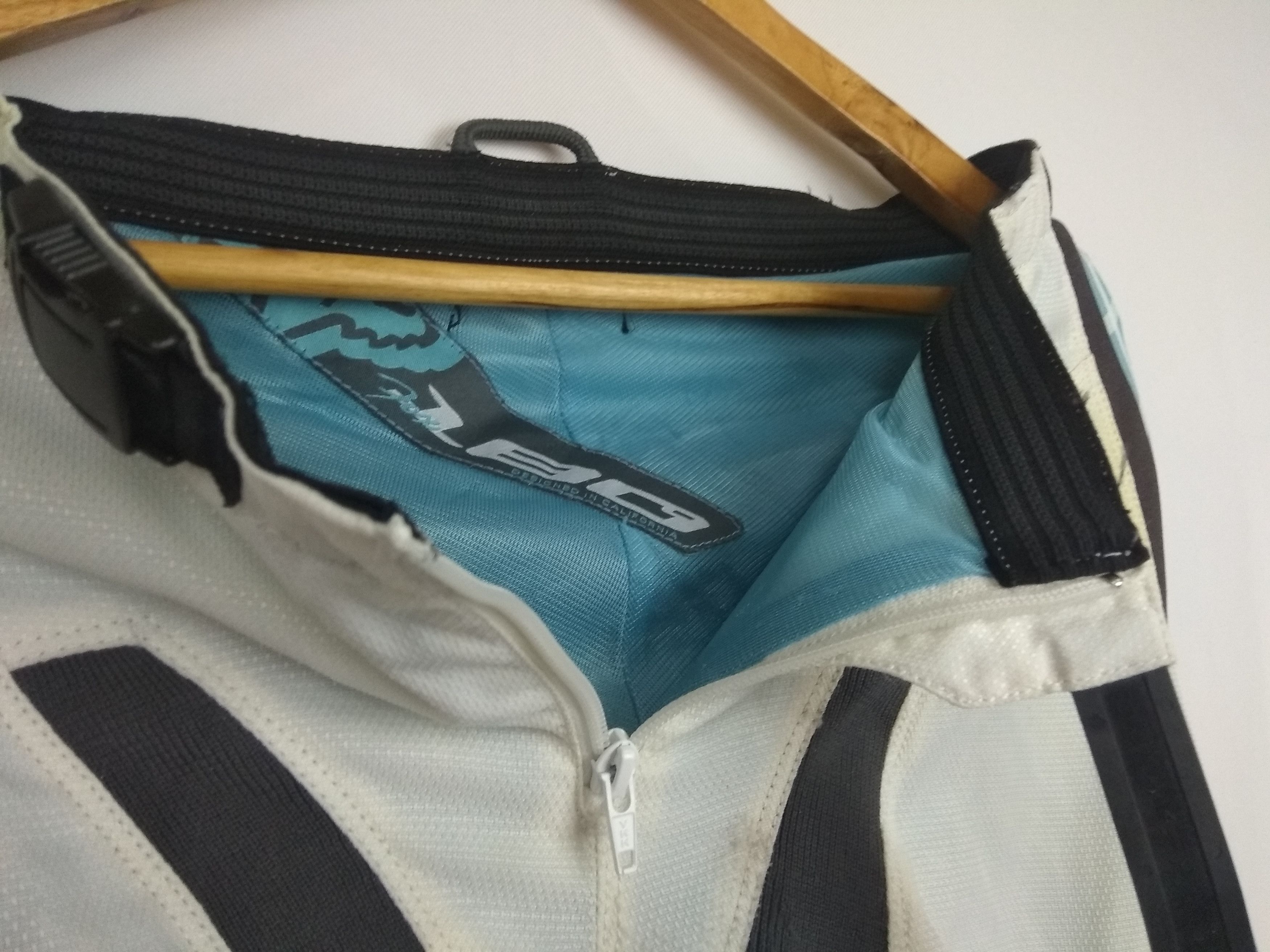 Fox Racing × Sports Specialties Fox Racing 108 Design California embossed pants logo pants Size US 30 / EU 46 - 12 Thumbnail