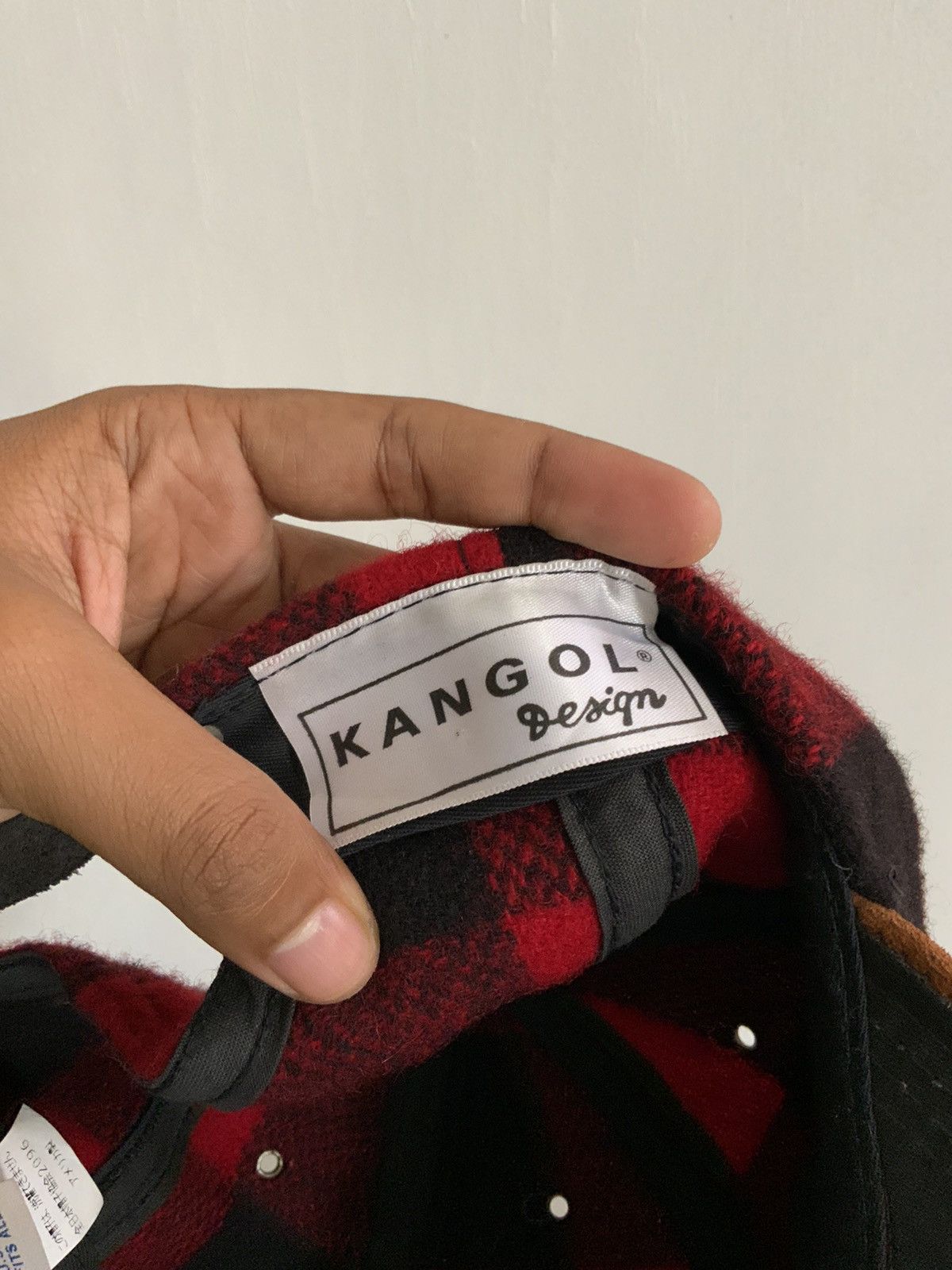 Kangol Vintage Kangol Made in Usa Leather Brim Hat Size ONE SIZE - 17 Thumbnail
