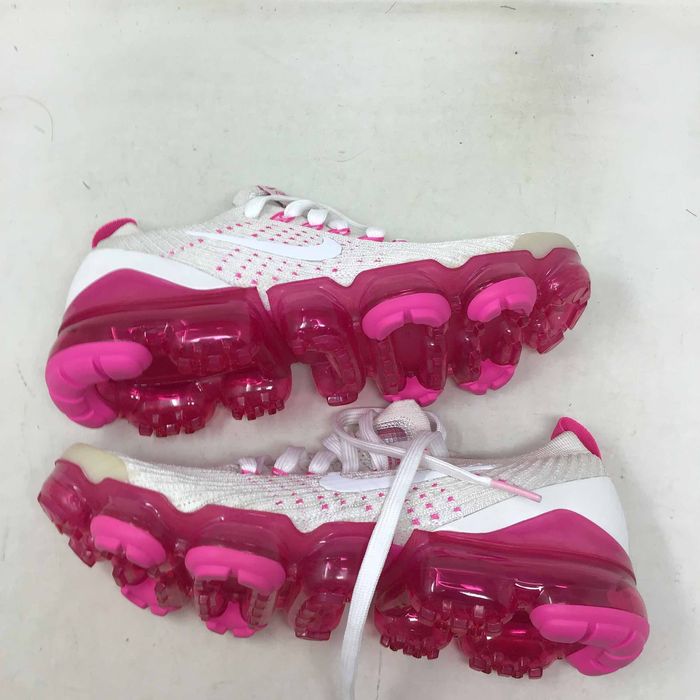 Vapormax hotsell pink rise