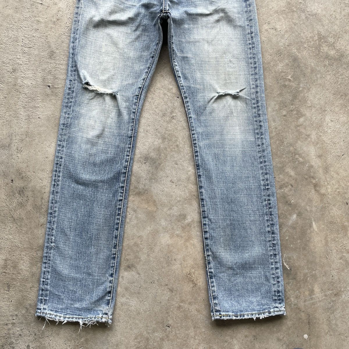 Japanese Brand Vintage Japanese Brand Faded Distressed Denim Jeans Pants Size US 29 - 4 Thumbnail