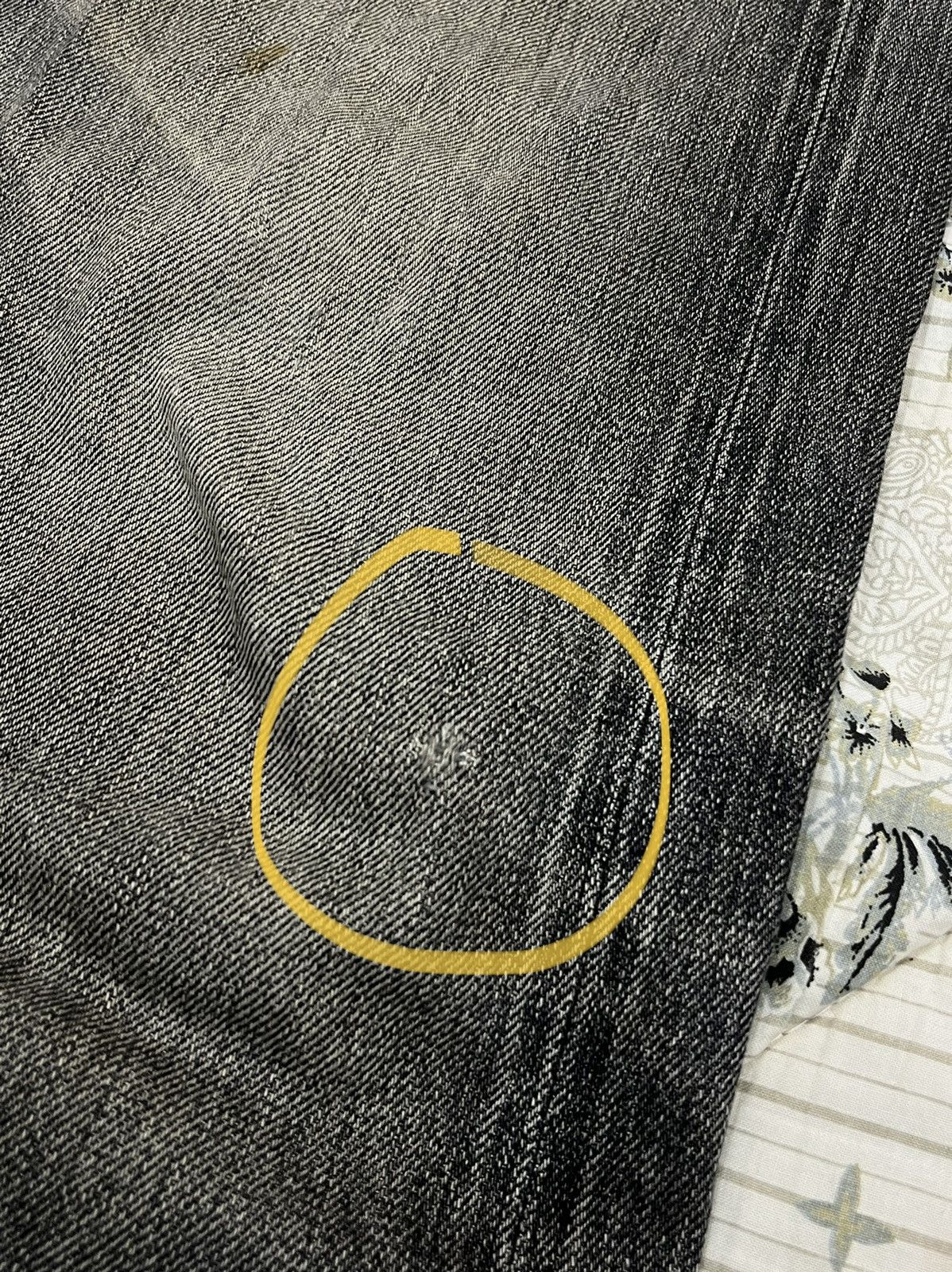 Neighborhood (MM). VINTAGE NEIGHBORHOOD X SVG JAPAN DISTRESSED DENIM Size US 35 - 16 Thumbnail