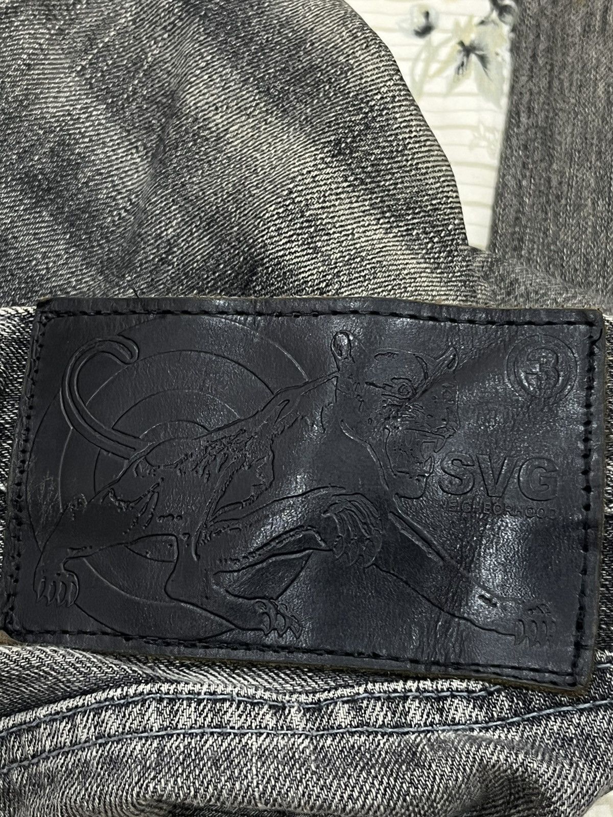 Neighborhood (MM). VINTAGE NEIGHBORHOOD X SVG JAPAN DISTRESSED DENIM Size US 35 - 11 Thumbnail