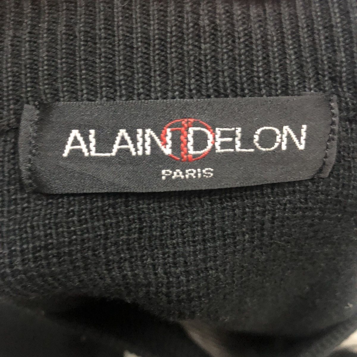 Aran Isles Knitwear Vtg Alain Delon Paris Embroidery Big Logo Knitwear Sweater Size US M / EU 48-50 / 2 - 9 Thumbnail