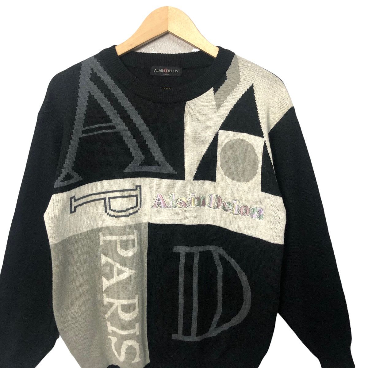 Aran Isles Knitwear Vtg Alain Delon Paris Embroidery Big Logo Knitwear Sweater Size US M / EU 48-50 / 2 - 4 Thumbnail