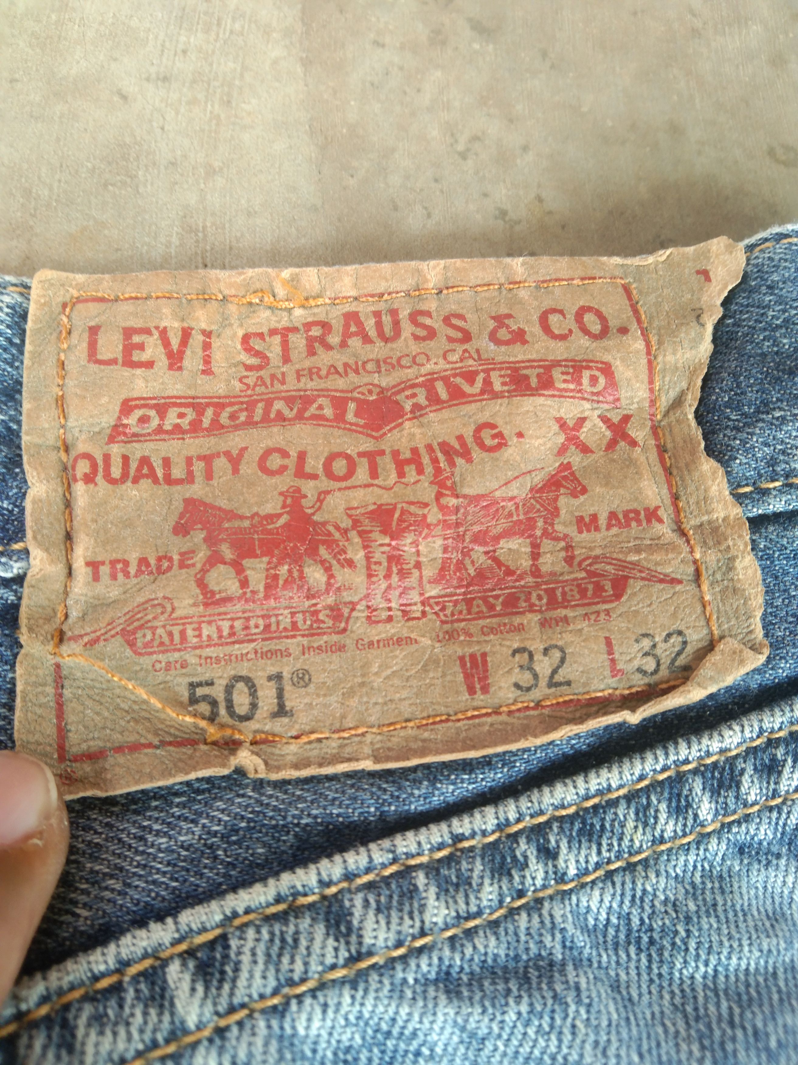 Levi's Vintage Levi's 501 Released Hem Distressed Jeans 32x30.5 Size US 32 / EU 48 - 5 Thumbnail