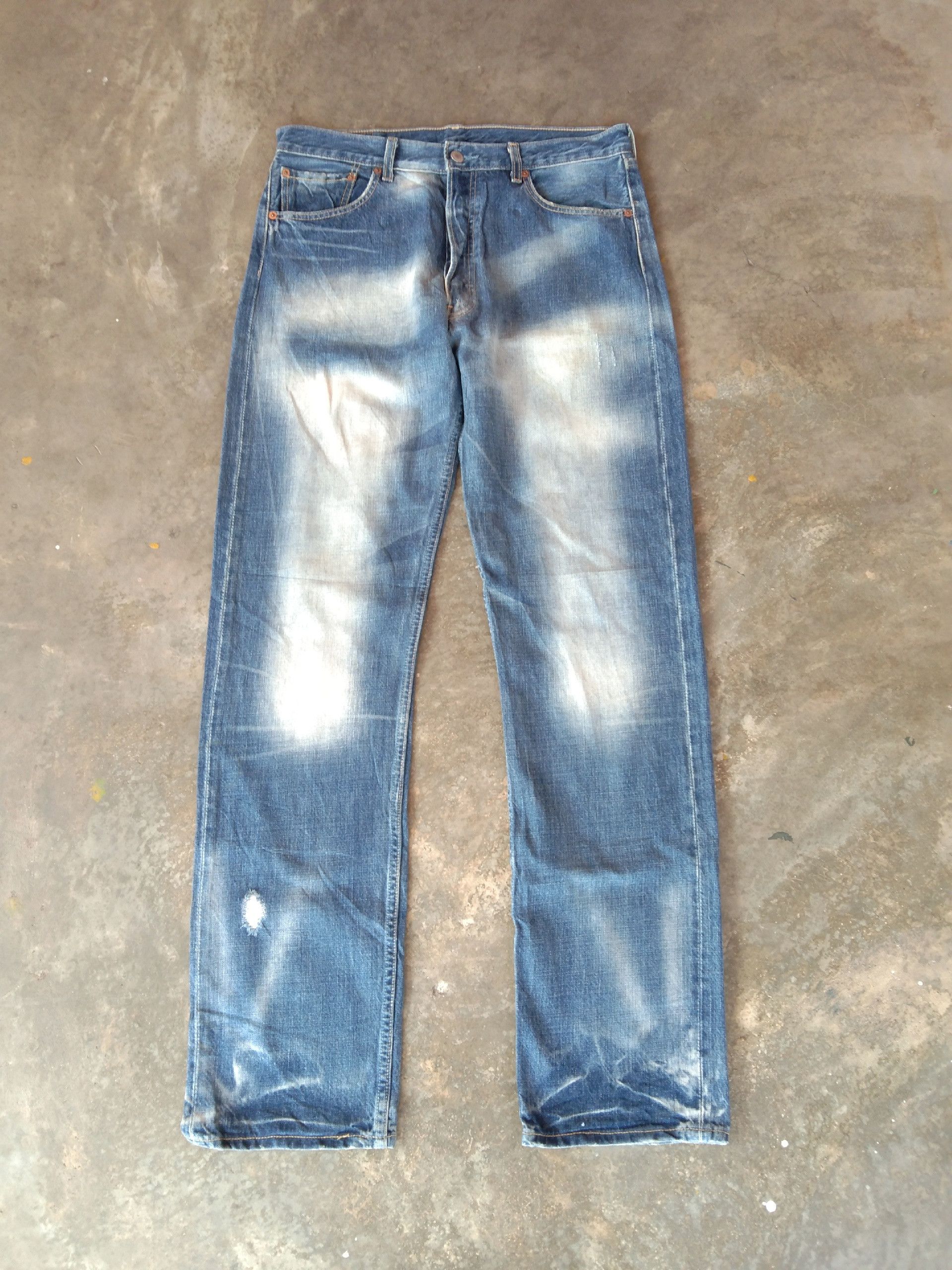 Levi's Vintage Levis 501 Straight Leg Distressed Jeans 32x34 Size US 32 / EU 48 - 1 Thumbnail