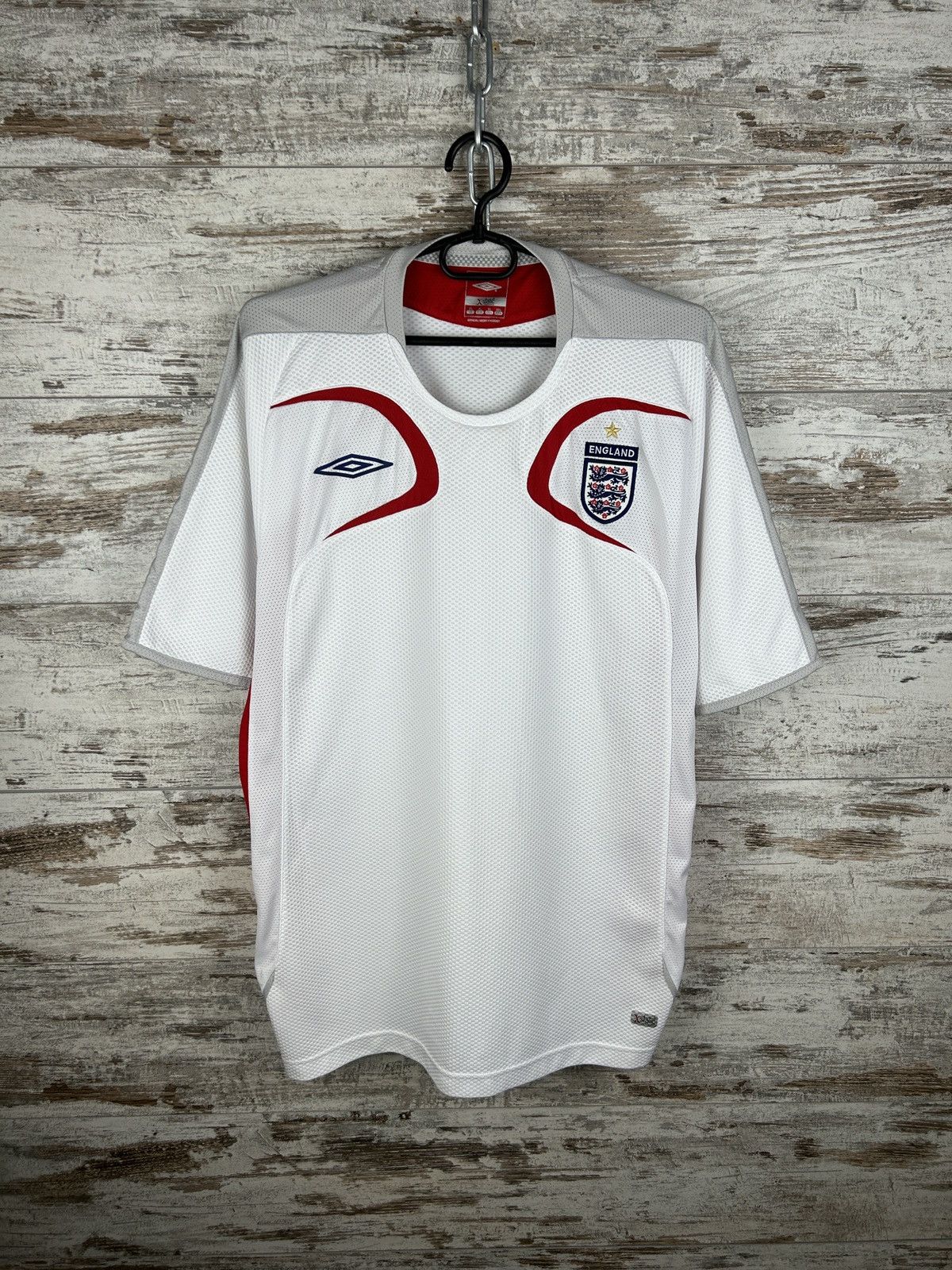 Umbro Mens Vintage Umbro England Home National Team T Shirt jersey Size US XL / EU 56 / 4 - 1 Thumbnail