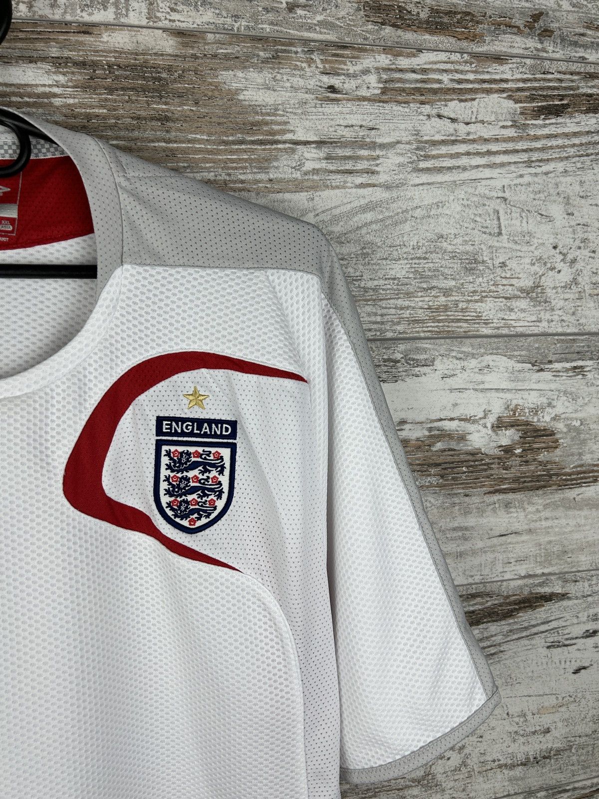 Umbro Mens Vintage Umbro England Home National Team T Shirt jersey Size US XL / EU 56 / 4 - 3 Thumbnail