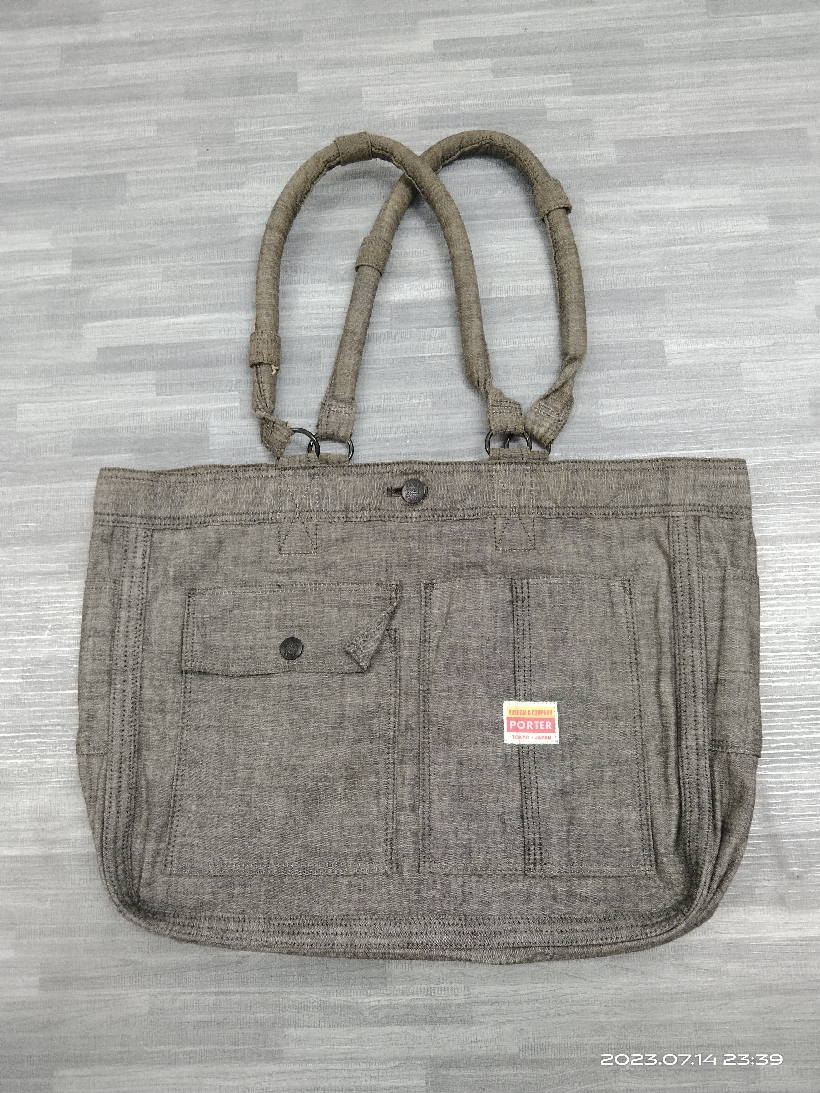 Porter RARE PORTER REVERSIBLE SICK TOTE BAG Size ONE SIZE - 3 Thumbnail