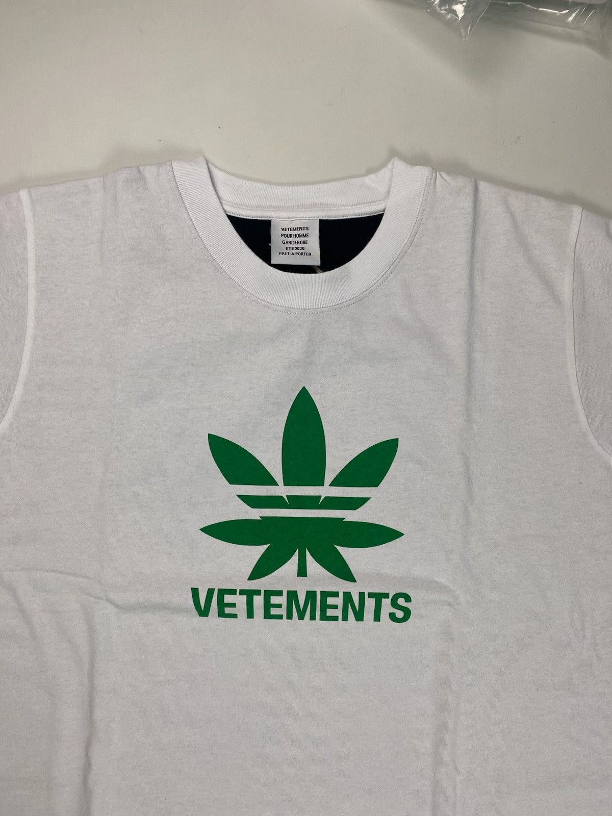 Vetements *RARE* Vetements Weed Drug Tshirt Sz.M Size US M / EU 48-50 / 2 - 2 Thumbnail