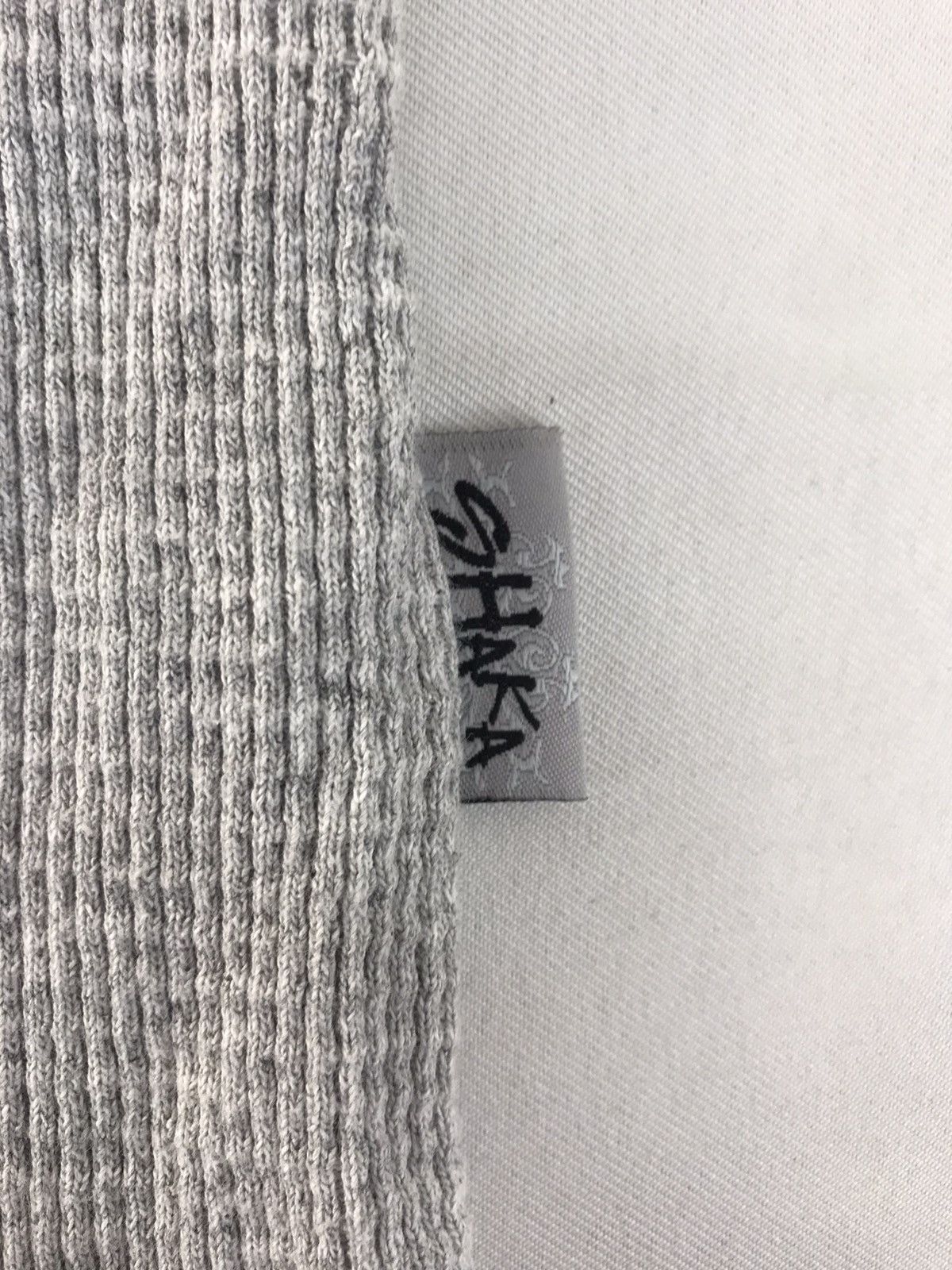 Vintage Shaka Wear Trust No Bitch Girl Art Stretchable Tee Size US S / EU 44-46 / 1 - 6 Thumbnail