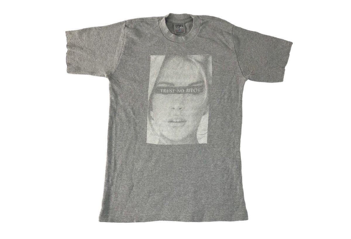 Shaka Wear Trust No Bitch Girl Art Stretchable Tee