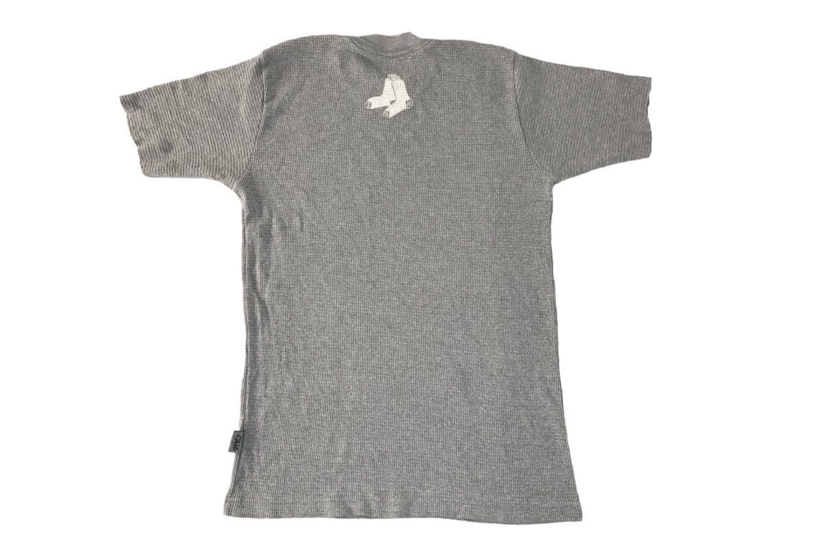 Vintage Shaka Wear Trust No Bitch Girl Art Stretchable Tee Size US S / EU 44-46 / 1 - 7 Thumbnail