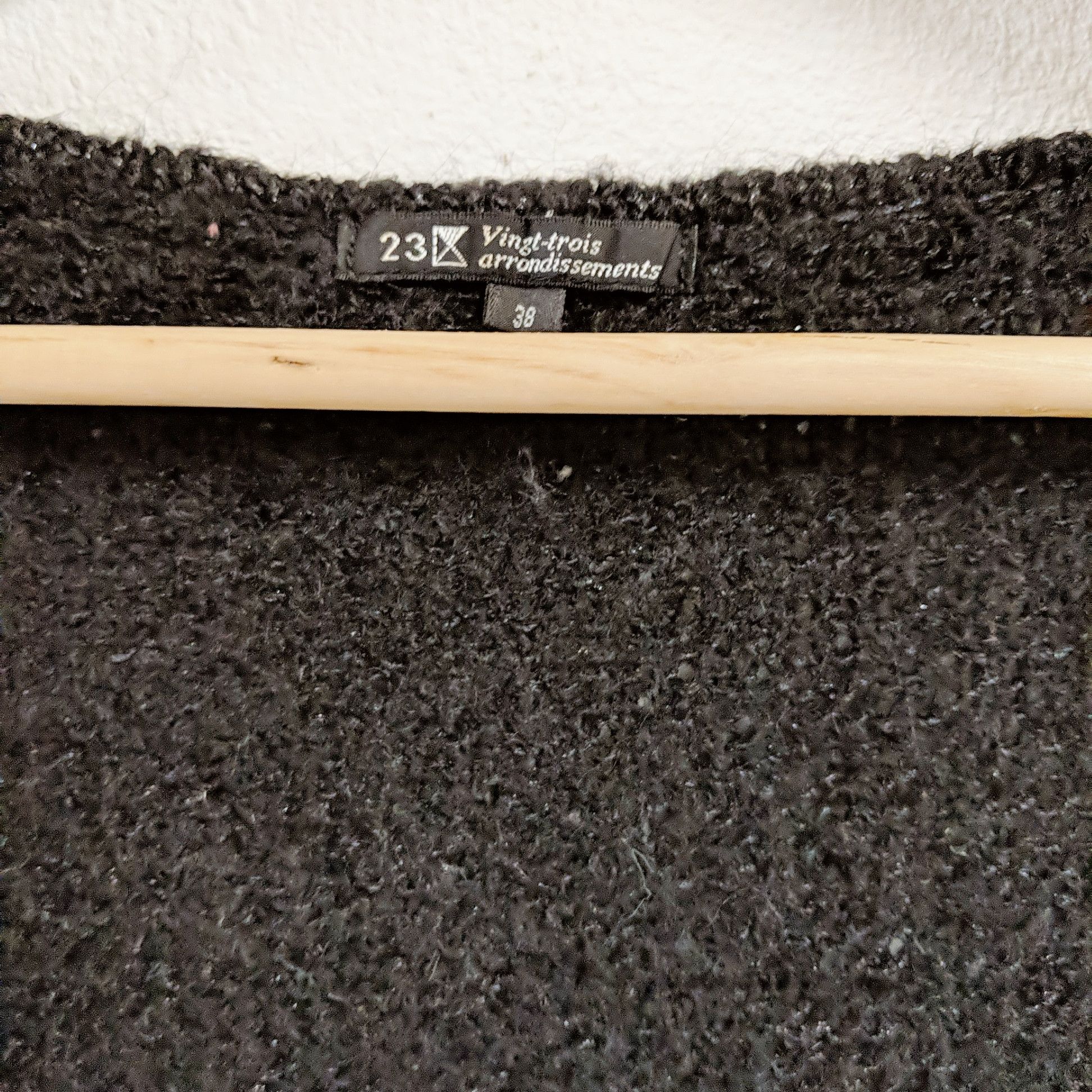 Japanese Brand Vintage Vingt-Trois V-Neck Mohair Knitwear Sweater Jumper Size US S / EU 44-46 / 1 - 9 Thumbnail