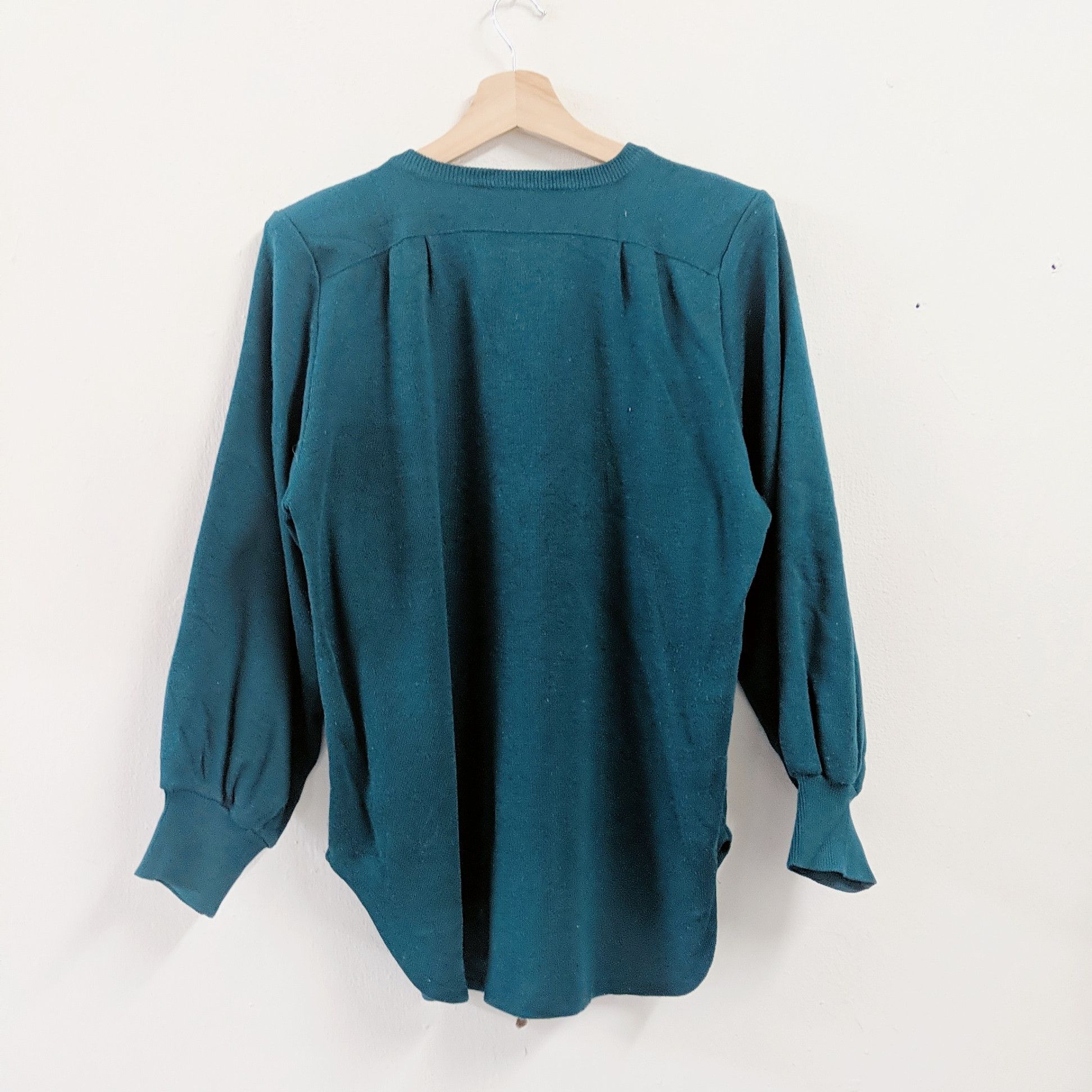 Aran Isles Knitwear × Japanese Brand Vintage Japan Rare Flower Design Knitwear Sweater Size US L / EU 52-54 / 3 - 6 Thumbnail