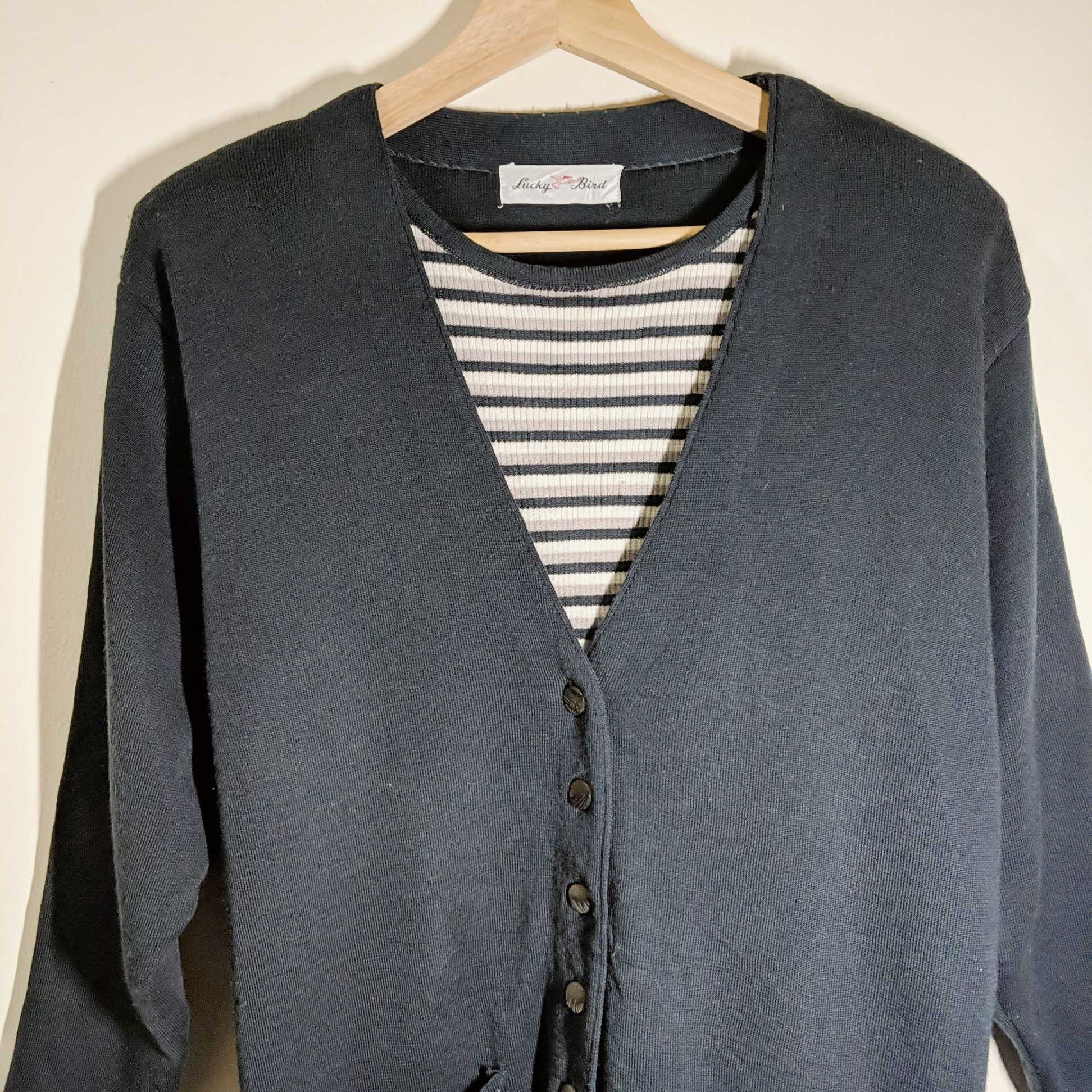 Japanese Brand Vintage Lucky Bird Cardigan Knitwear With Pocket Size US M / EU 48-50 / 2 - 7 Thumbnail