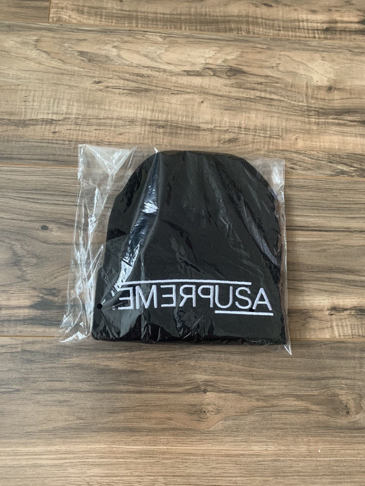 Supreme Supreme USA Beanie Size ONE SIZE - 1 Thumbnail