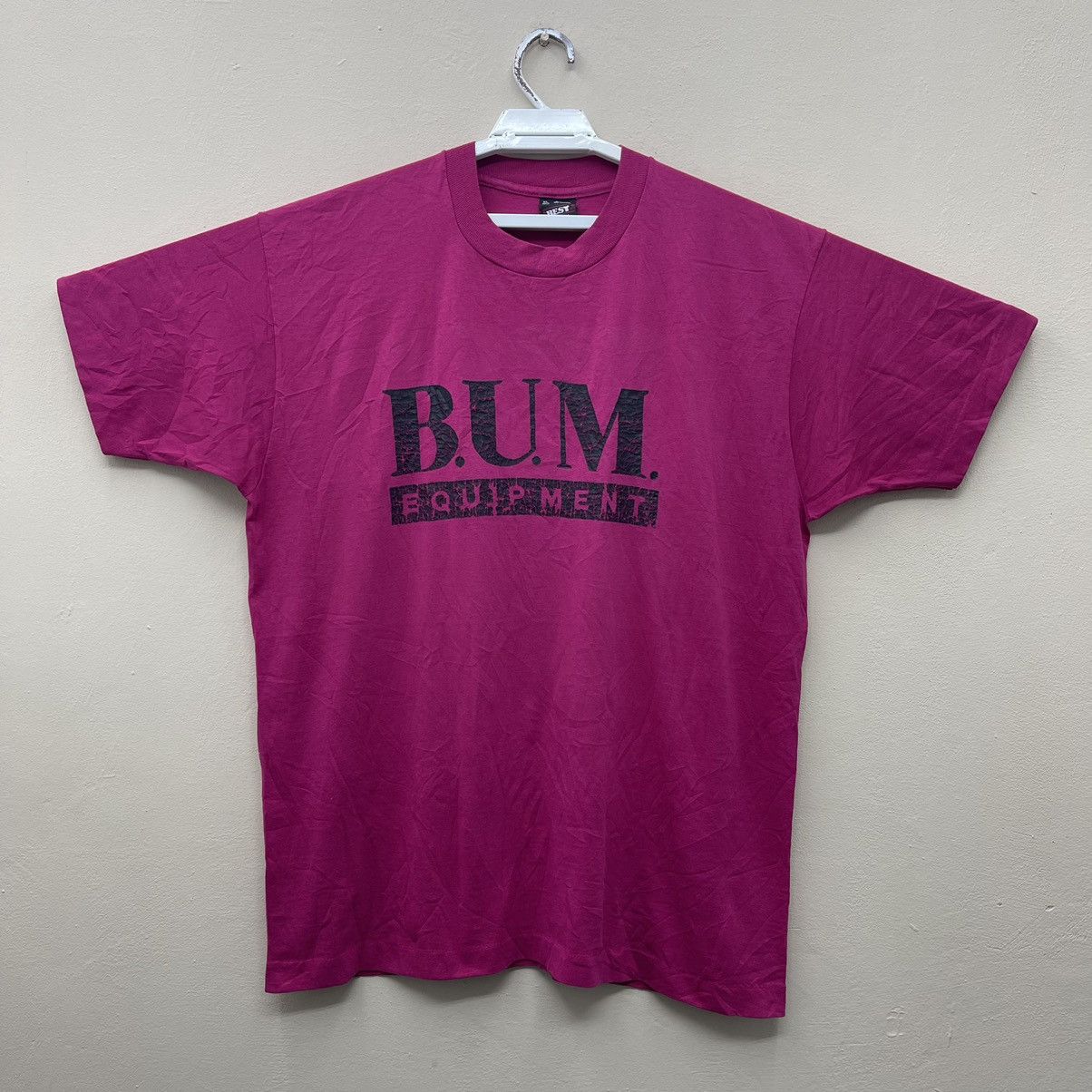 Vintage Vintage 90s B.U.M Equipment Streetwear T-Shirt Single Stitch Size US XL / EU 56 / 4 - 1 Thumbnail