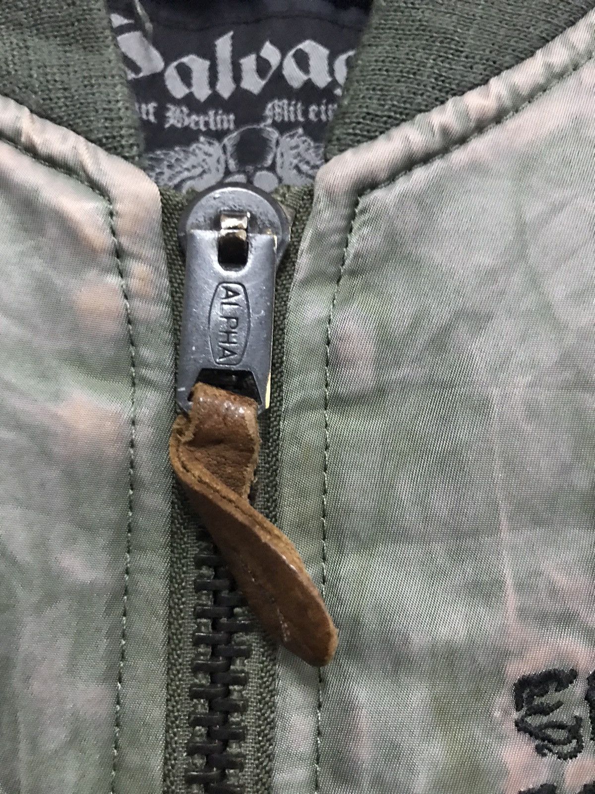 Alpha Industries Salvage alpha bomber jacket Size US S / EU 44-46 / 1 - 8 Thumbnail