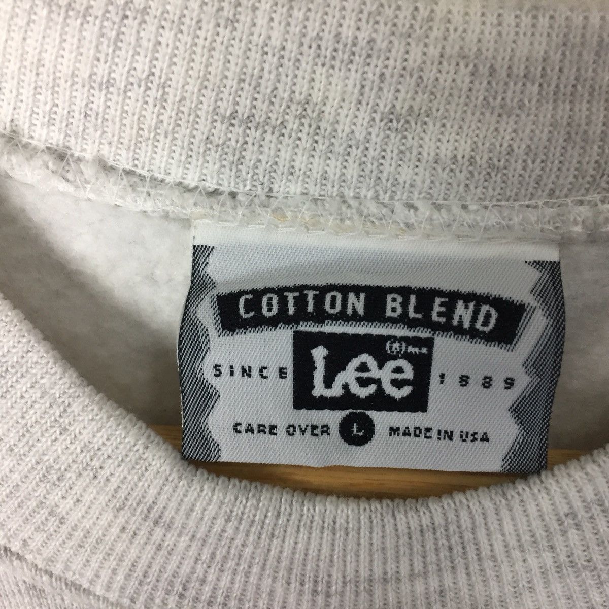 Lee Vintage Lee USA Nice Sweatshirt crewneck big logo Size US L / EU 52-54 / 3 - 2 Thumbnail