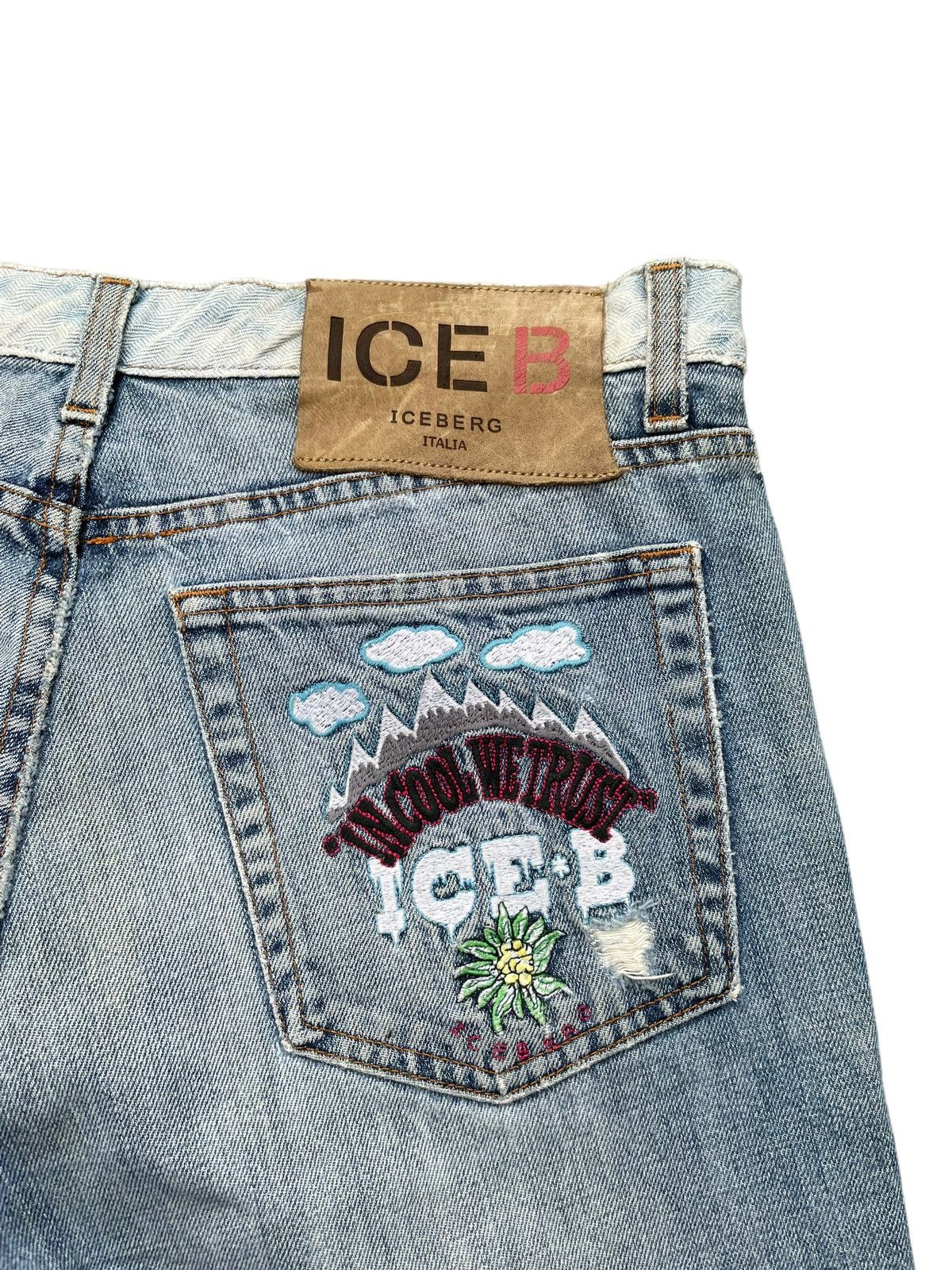Iceberg Vintage Iceberg Ice B Distresed Denim Size US 34 / EU 50 - 11 Thumbnail