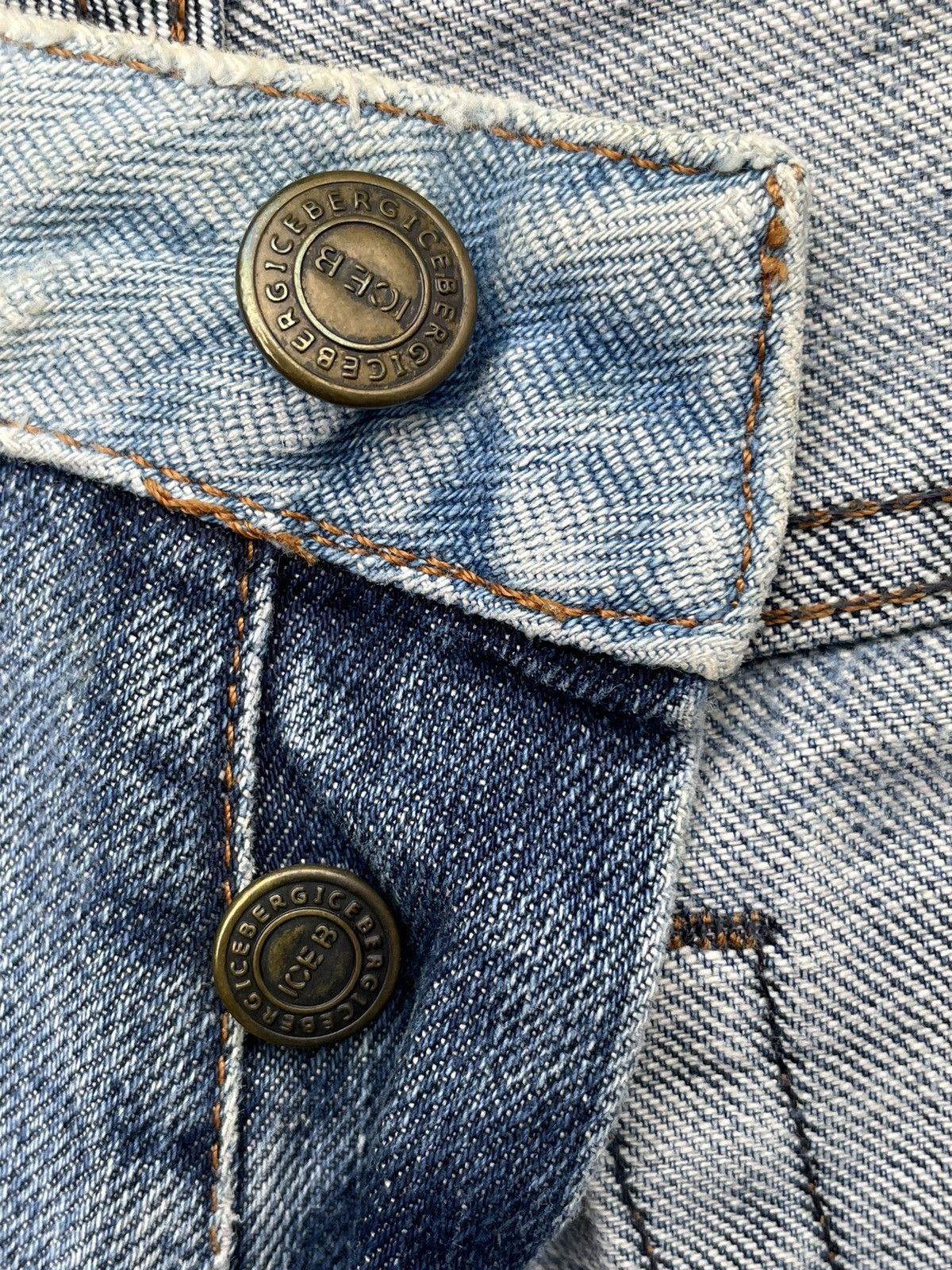 Iceberg Vintage Iceberg Ice B Distresed Denim Size US 34 / EU 50 - 19 Thumbnail