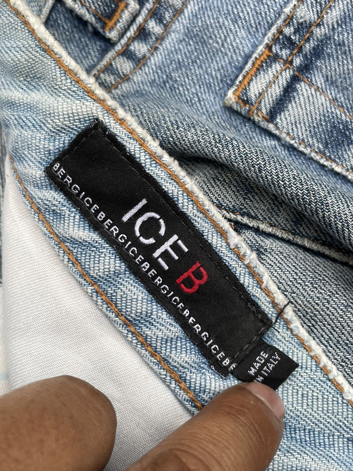 Iceberg Vintage Iceberg Ice B Distresed Denim Size US 34 / EU 50 - 15 Thumbnail