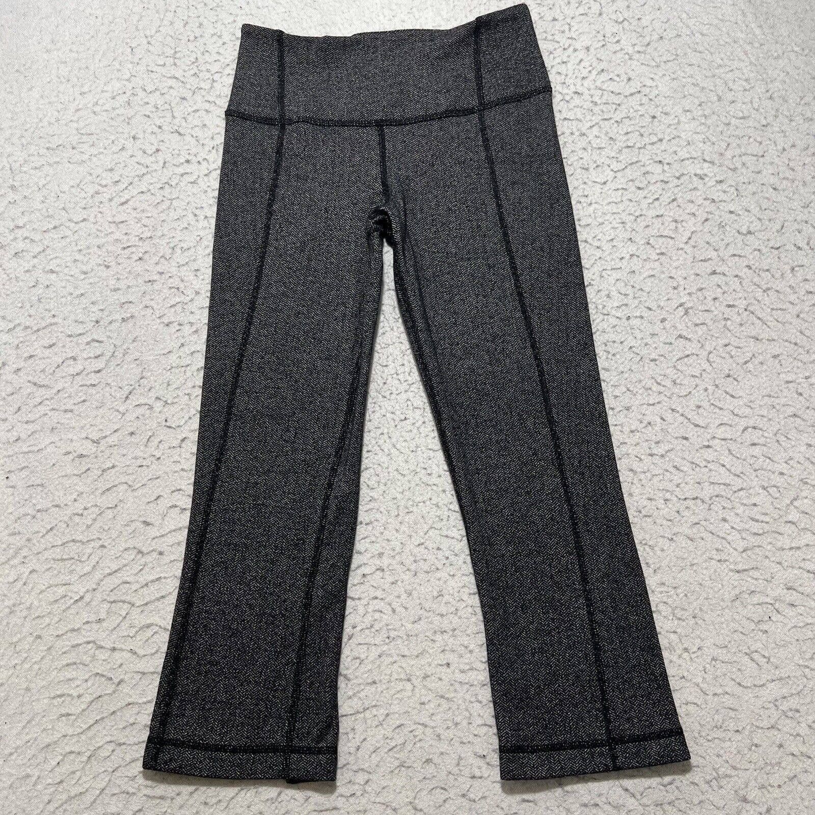 Lululemon Lululemon Capri Leggings Womens 4 Black Elastic Ruched Leg