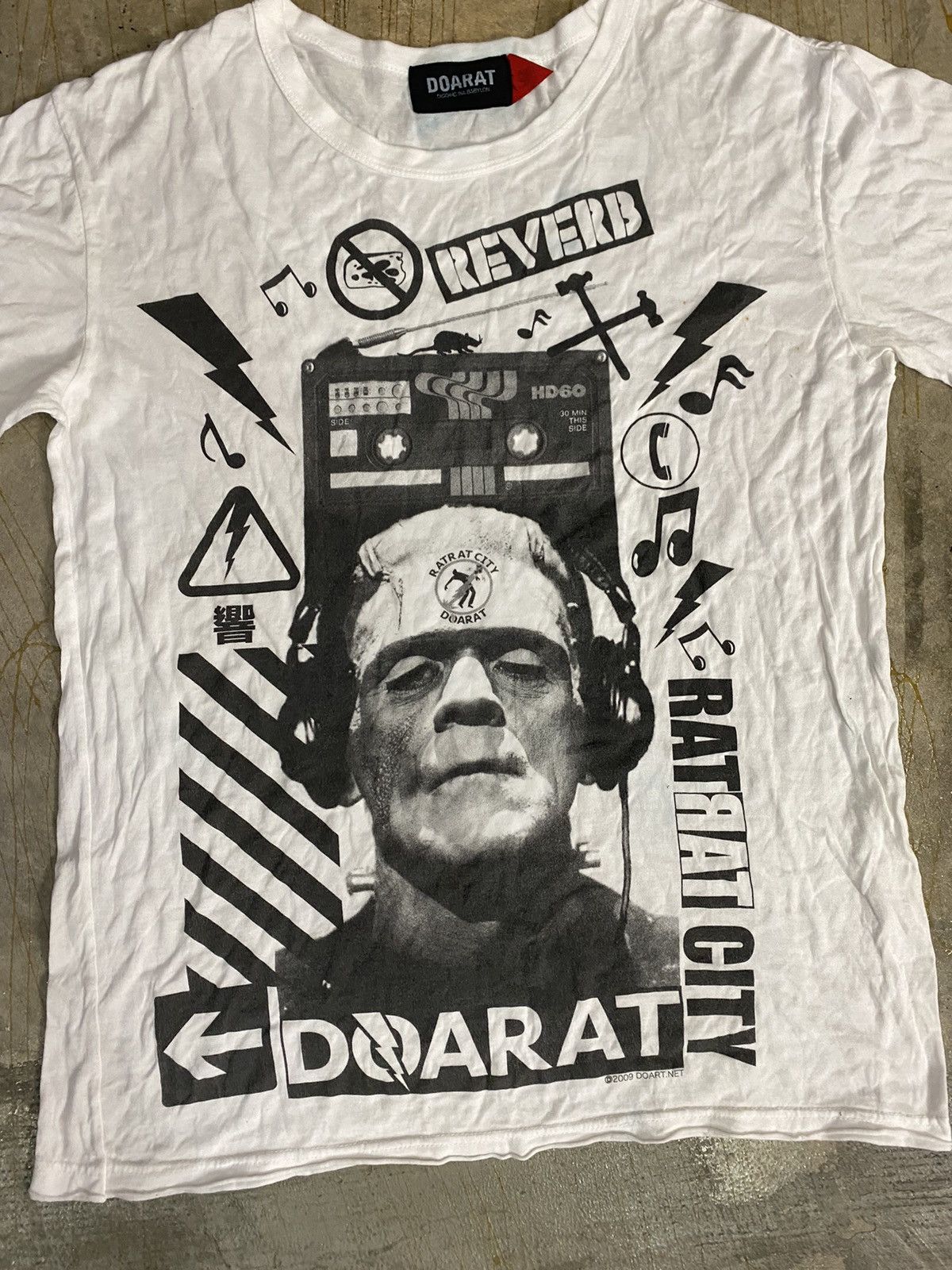 20471120 × Beauty Beast × Japanese Brand SS09 Doarat Japan frankenstein and punk tee Size US M / EU 48-50 / 2 - 3 Thumbnail