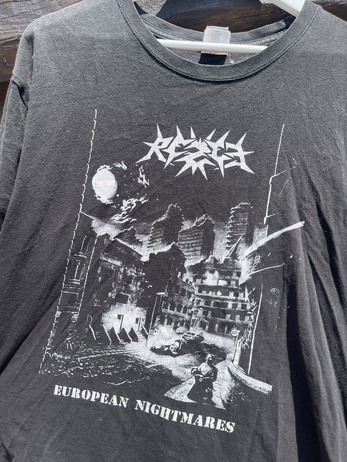 Band Tees Rezet European Nightmares tour vintage t-shirt tee rock Size US XXL / EU 58 / 5 - 6 Thumbnail