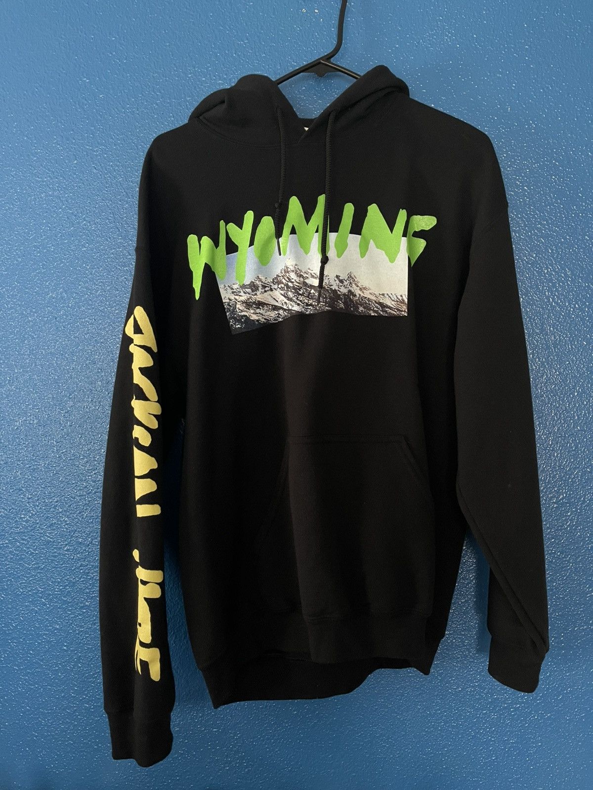 Yeezy hot sale wyoming hoodie