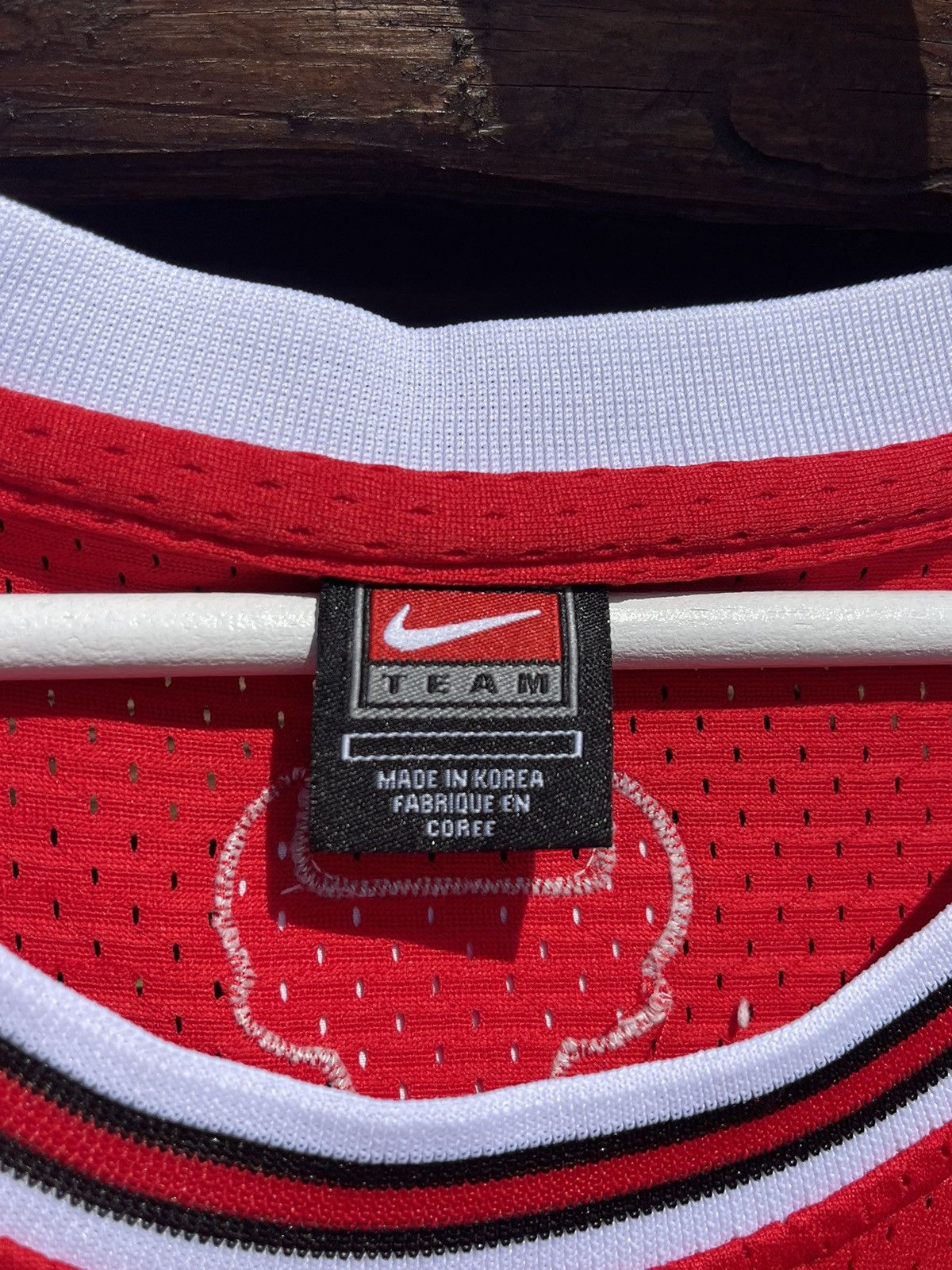 Jordan Brand × Nike × Vintage #23 Jordan Nike Vintage chicago bulls jersey sleeveless Size US L / EU 52-54 / 3 - 6 Thumbnail