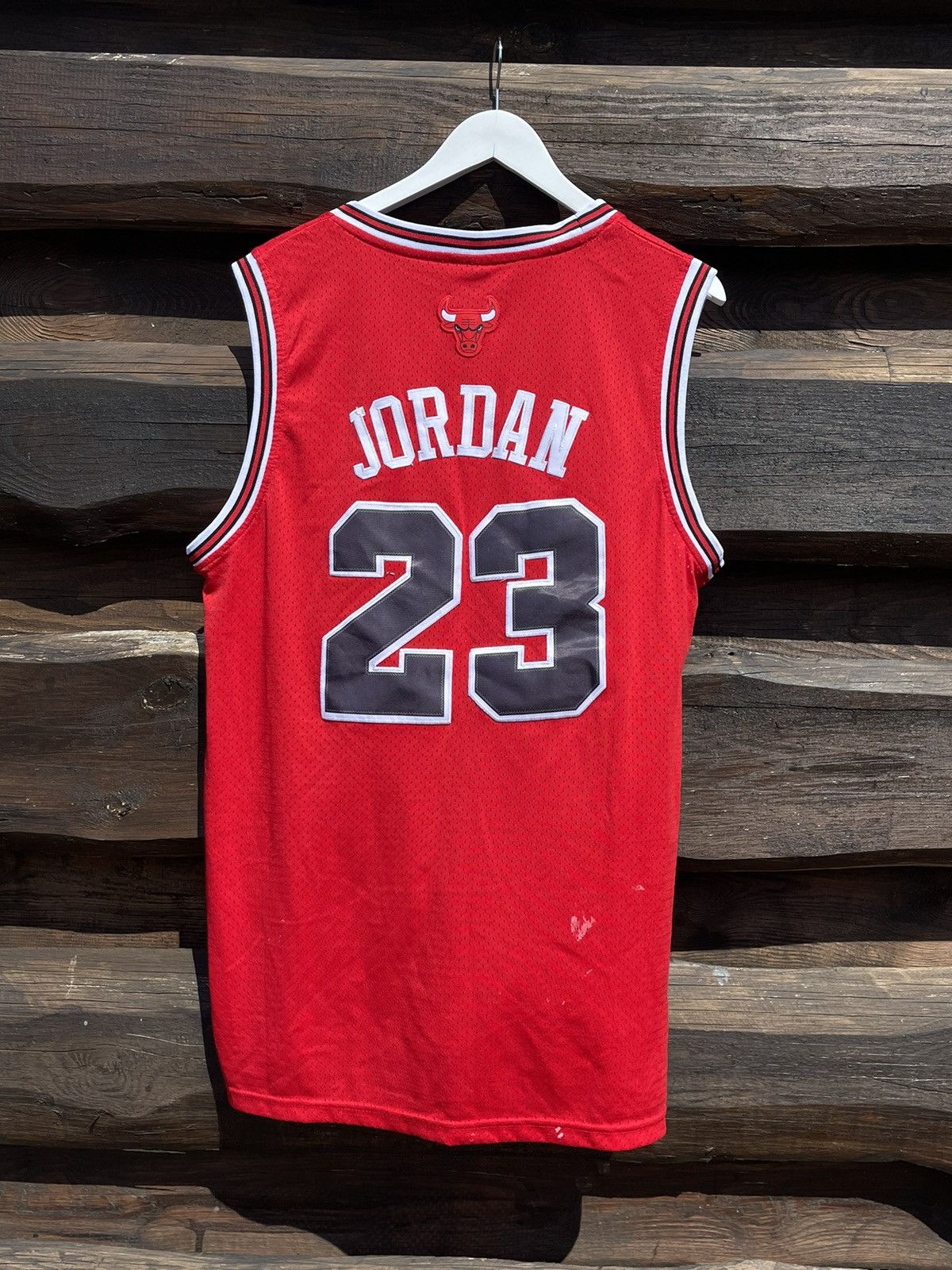 Jordan Brand × Nike × Vintage #23 Jordan Nike Vintage chicago bulls jersey sleeveless Size US L / EU 52-54 / 3 - 8 Thumbnail