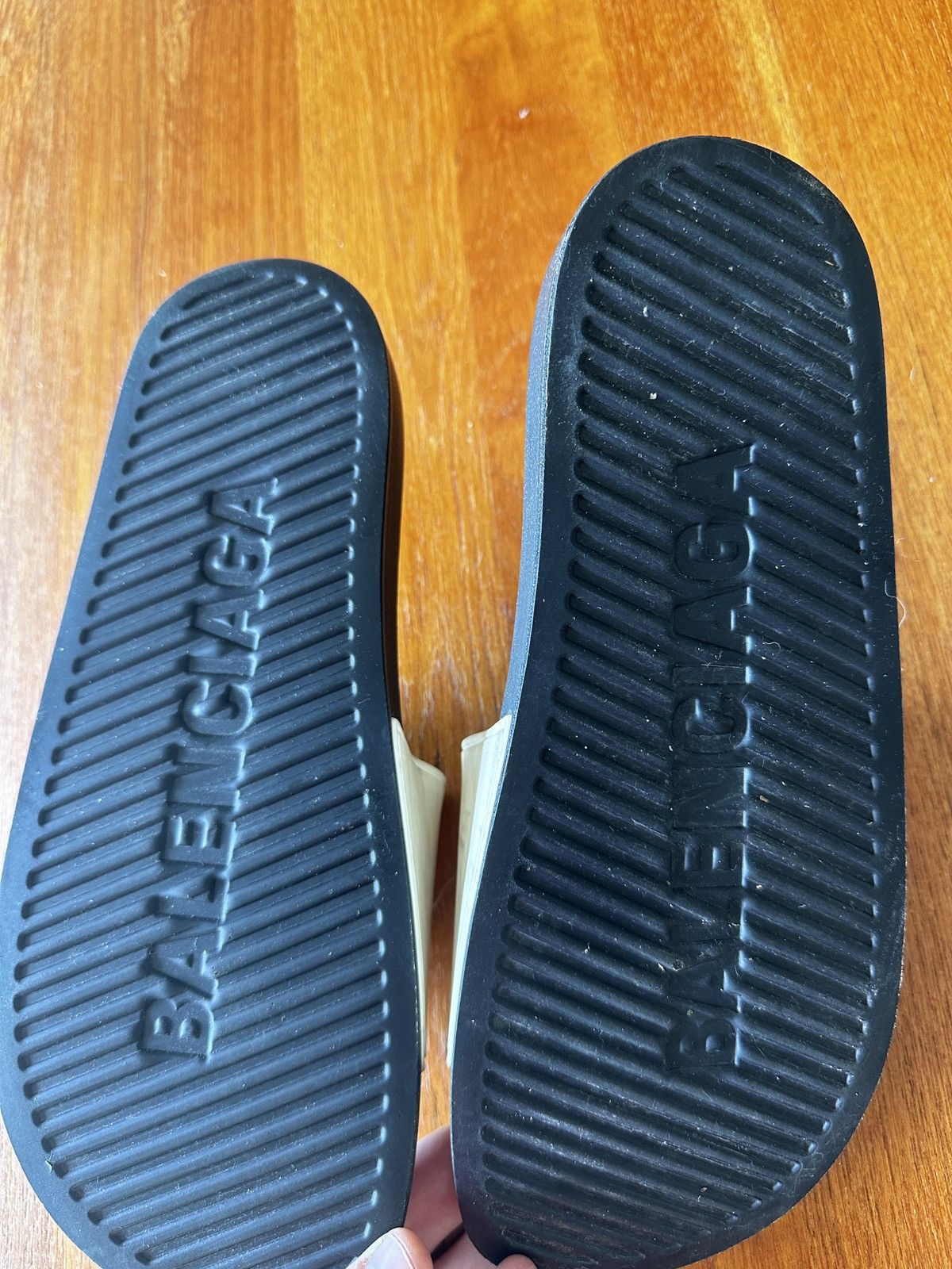 Balenciaga Balenciaga Slides Size US 10 / EU 43 - 2 Thumbnail