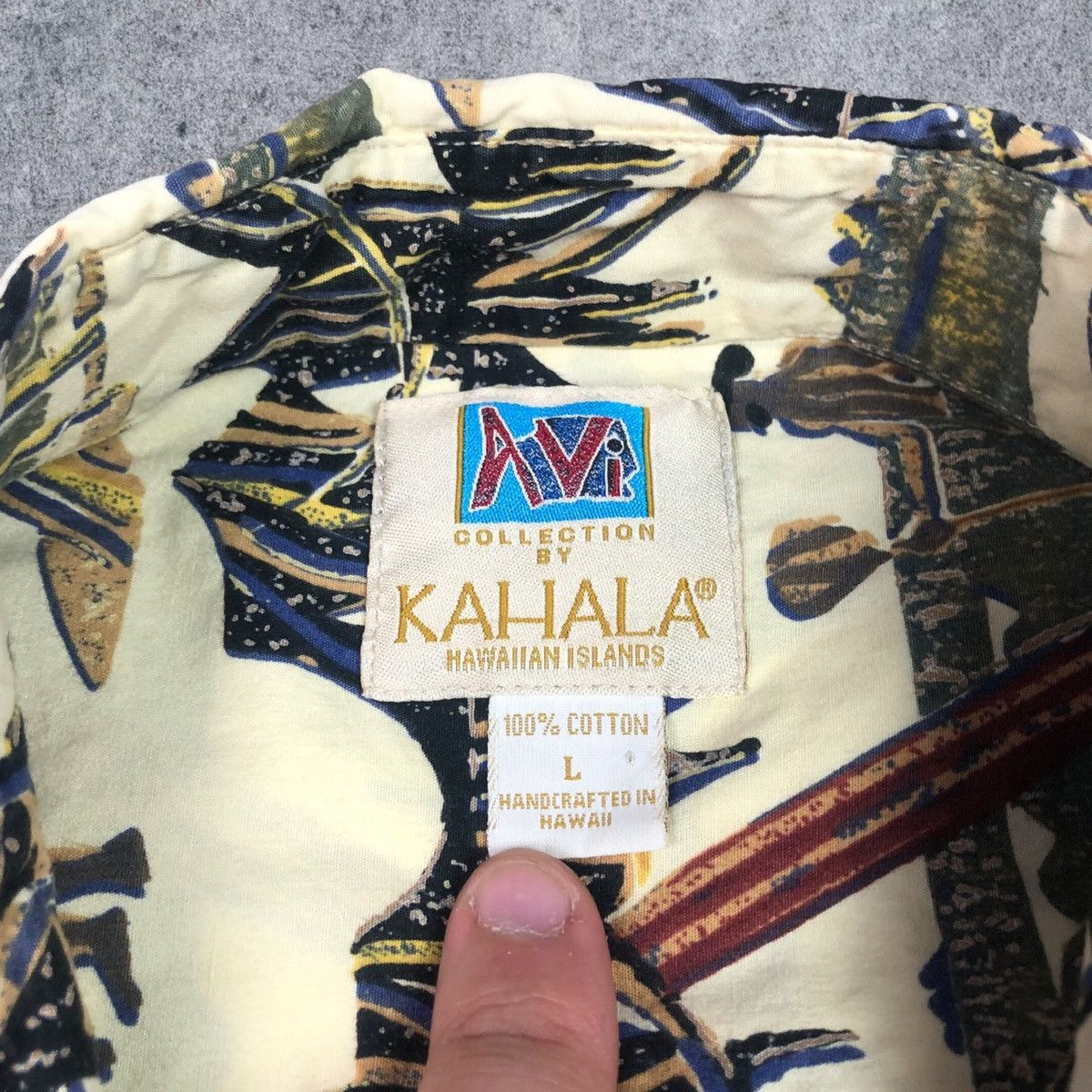 Vintage Vintage Avi Collection Kahala Hawaiian Shirt Adult Size XL Size US XL / EU 56 / 4 - 2 Thumbnail