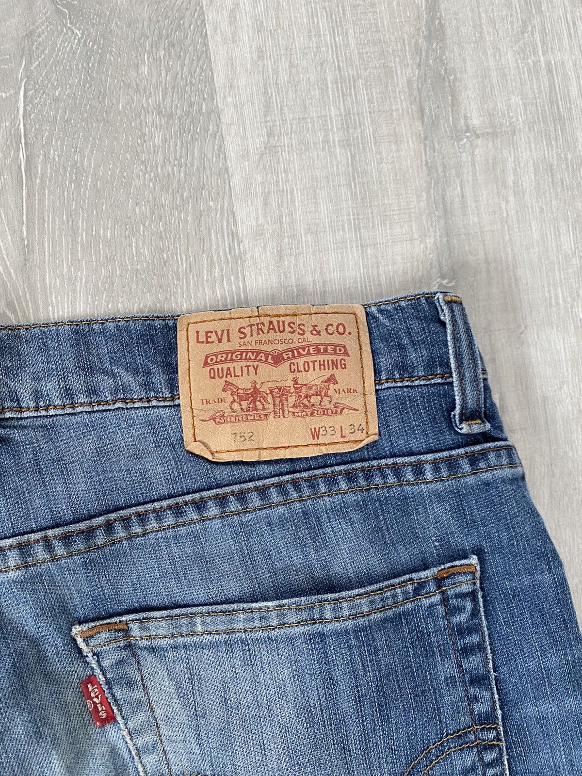 Levi's × Vintage Levi’s 752 vintage blue jeans denim pants Size US 33 - 3 Thumbnail