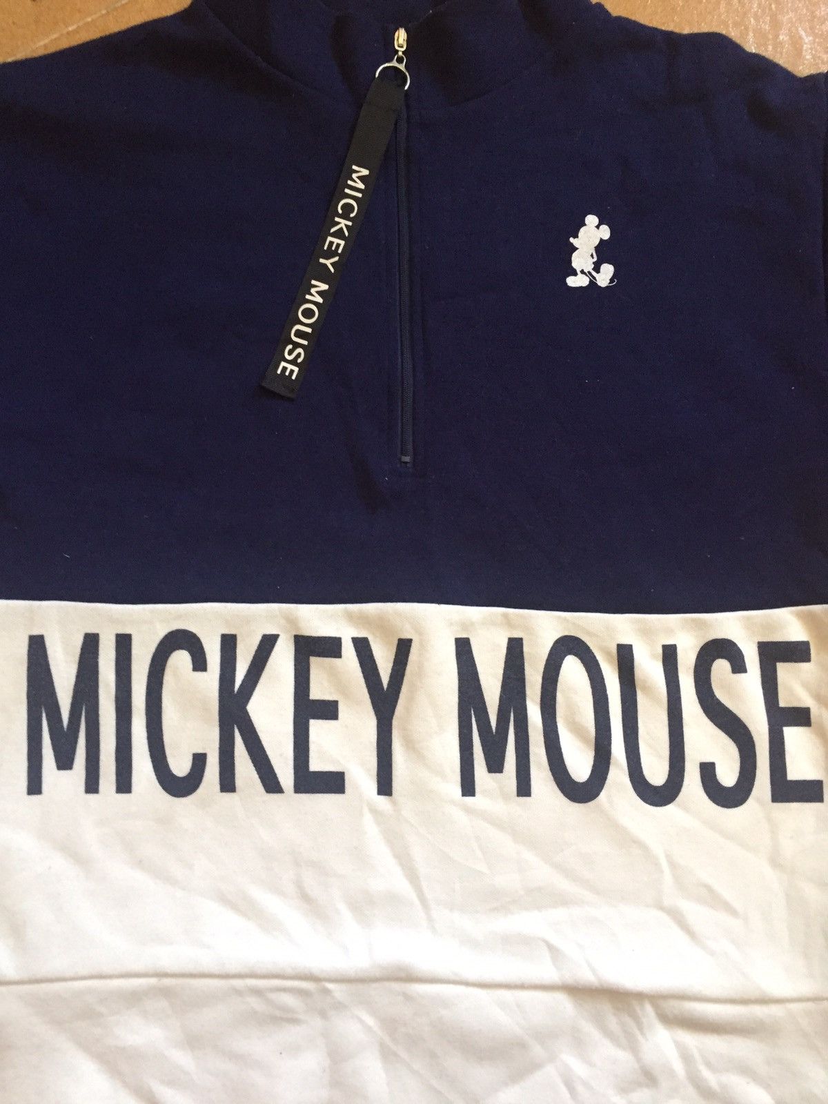 Disney Vintage Disney Mickey Mouse Zipper Tee Tshirt Size US M / EU 48-50 / 2 - 8 Thumbnail