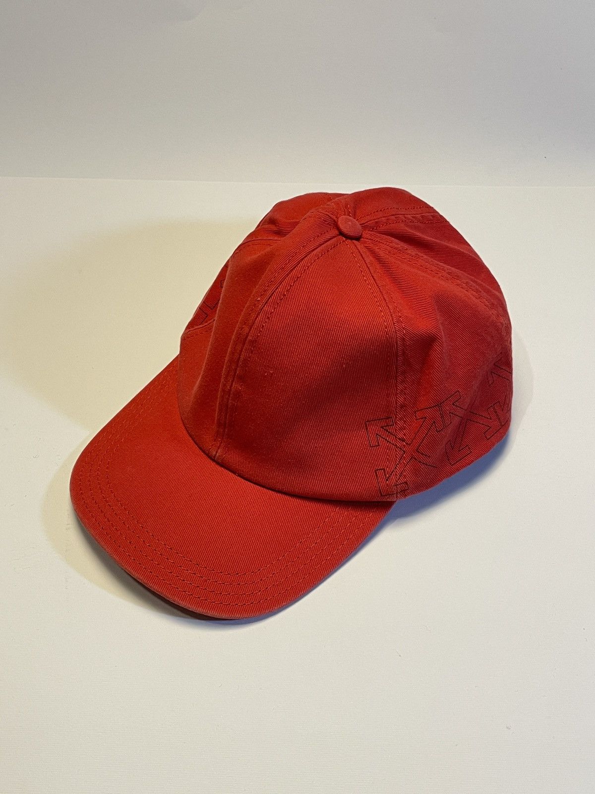 Off-White OFF-WHITE Cross-arrow Cotton Baseball Cap In Red Size 26 - 2 Thumbnail
