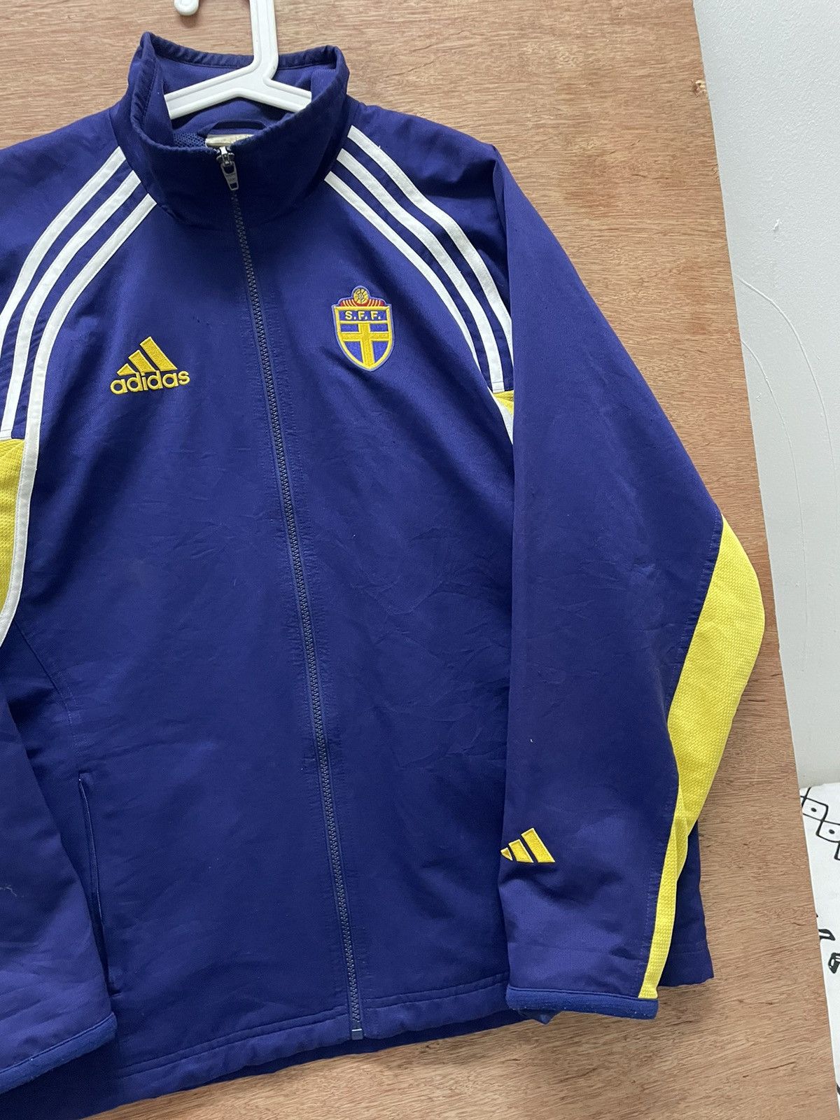 Adidas × Vintage VINTAGE ADIDAS SWEDEN TRAINING TOP Size US M / EU 48-50 / 2 - 2 Thumbnail