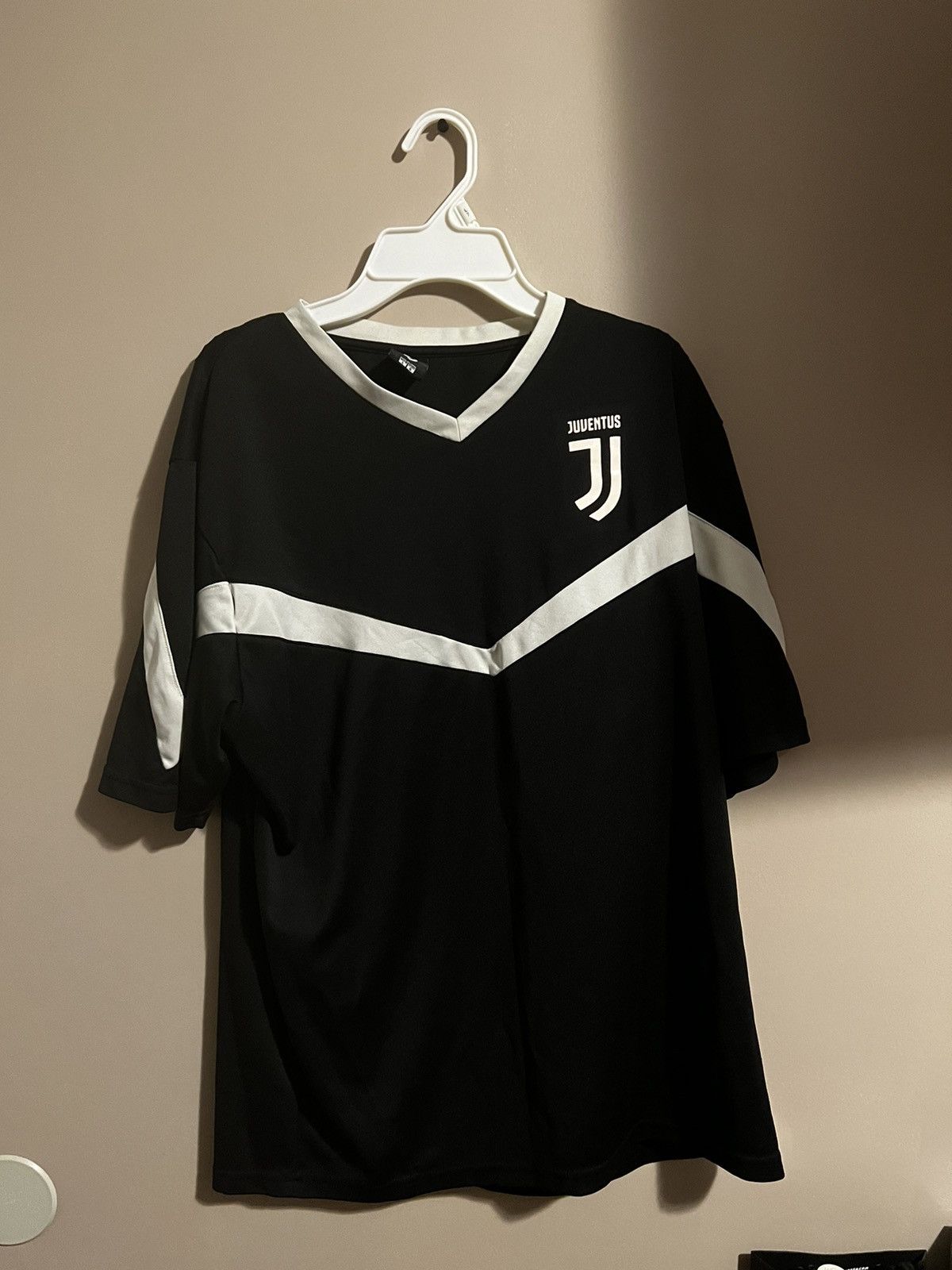 Nike Juventus Training Jersey Size US L / EU 52-54 / 3 - 1 Thumbnail