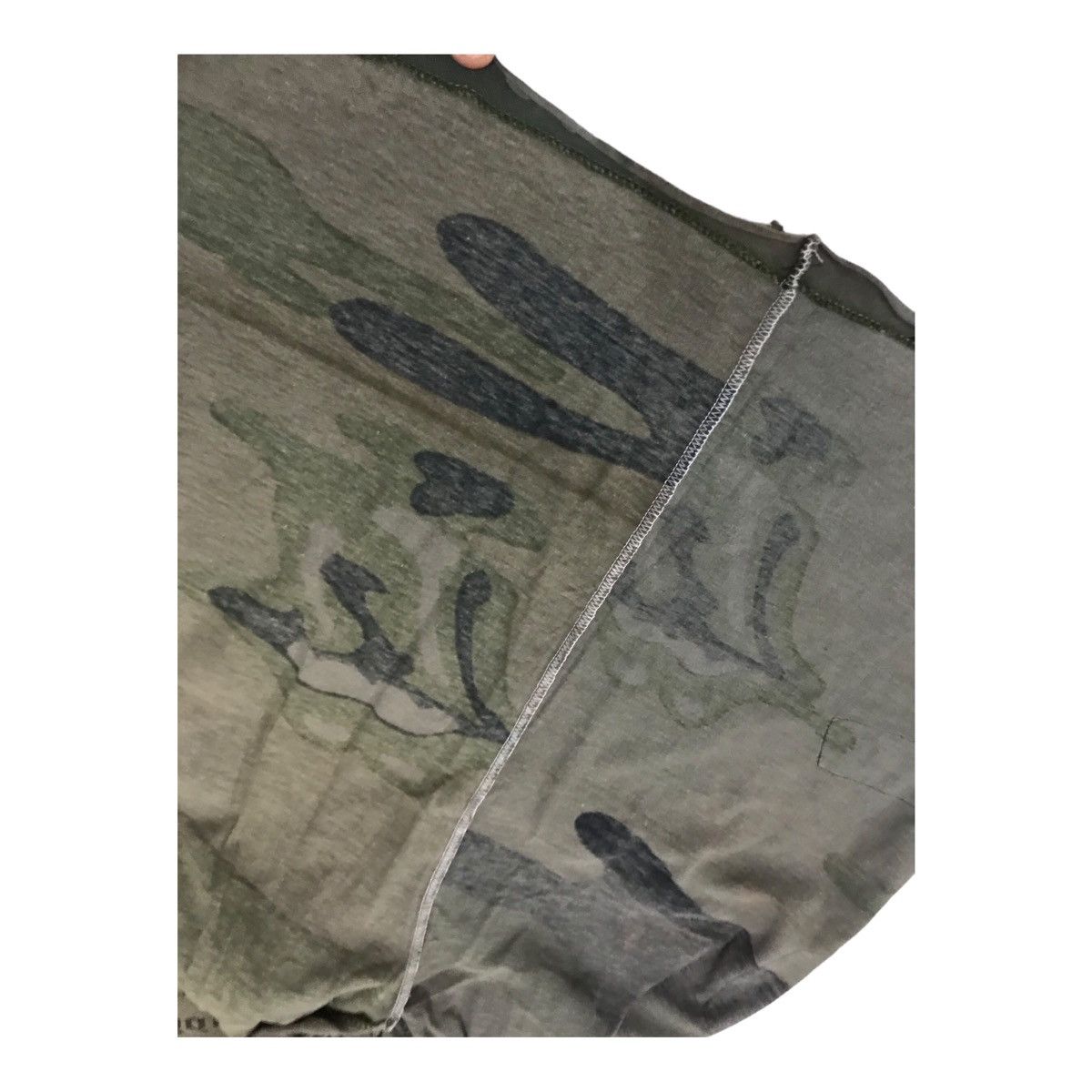 Vintage Vintage Buddhistpunk Collabe Rolling Stones Camo Shirt Size US S / EU 44-46 / 1 - 7 Thumbnail