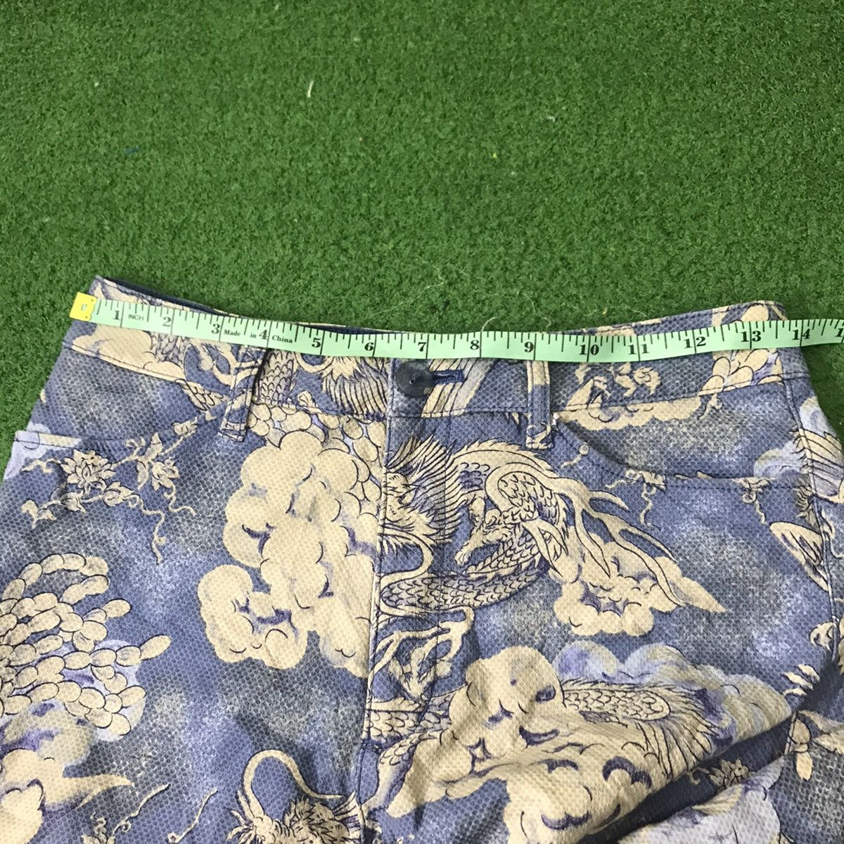 Japanese Brand Batsu Club Dragon Sky Printed Flare Jeans Size US 27 - 18 Thumbnail