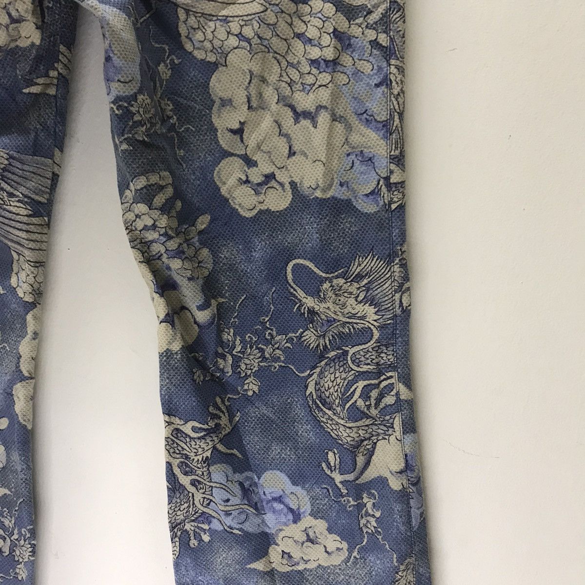 Japanese Brand Batsu Club Dragon Sky Printed Flare Jeans Size US 27 - 13 Thumbnail