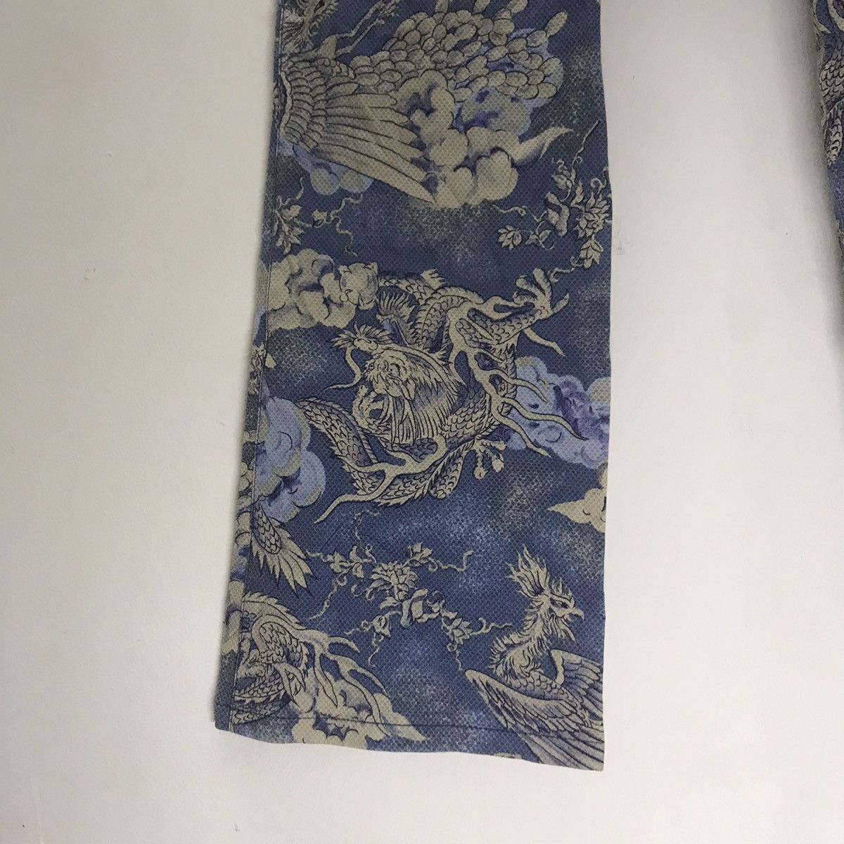 Japanese Brand Batsu Club Dragon Sky Printed Flare Jeans Size US 27 - 14 Thumbnail