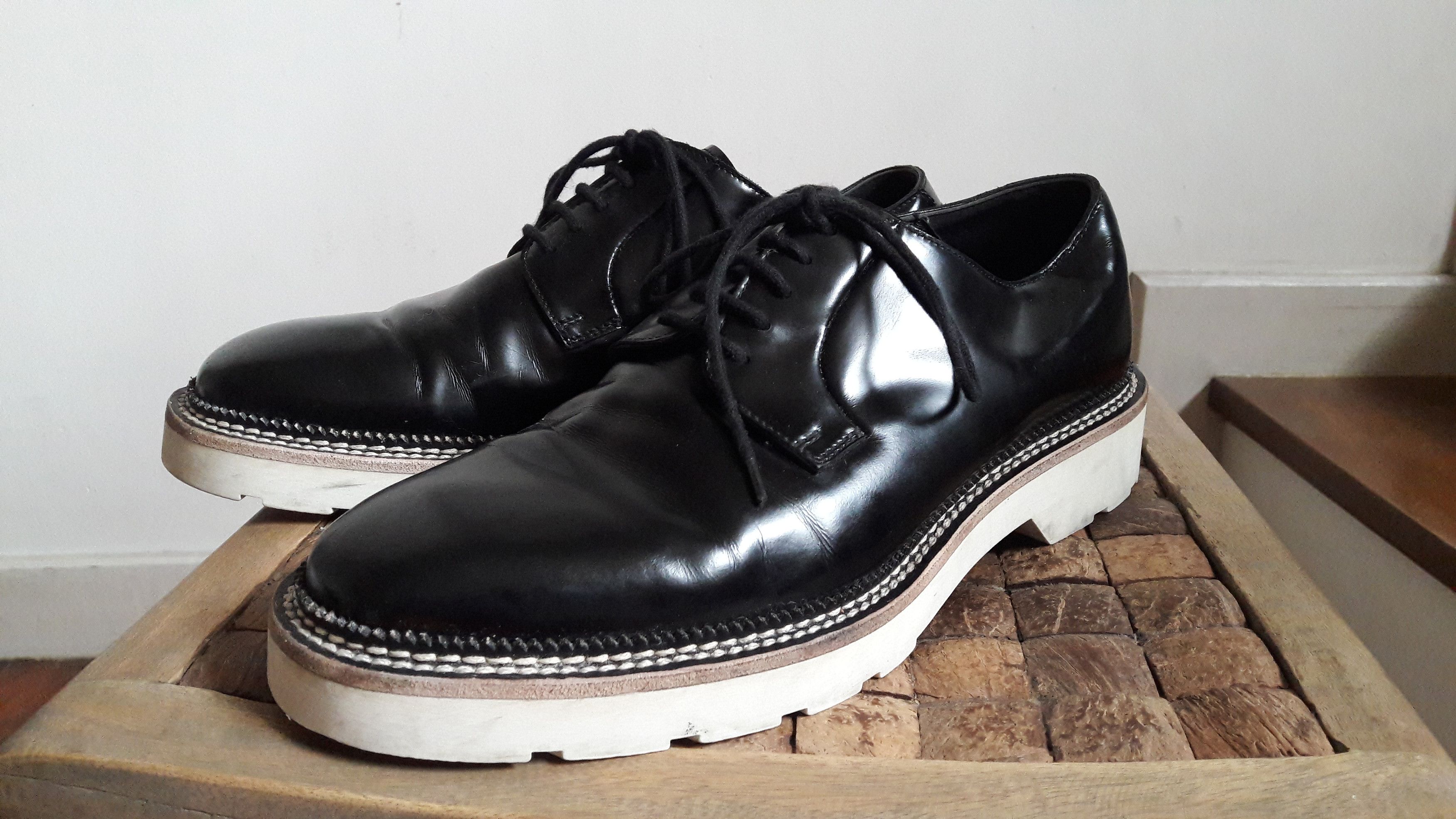 Alexander McQueen Alexander McQueen Black Derby Size 41 Made In Italy Size US 8 / EU 41 - 2 Thumbnail