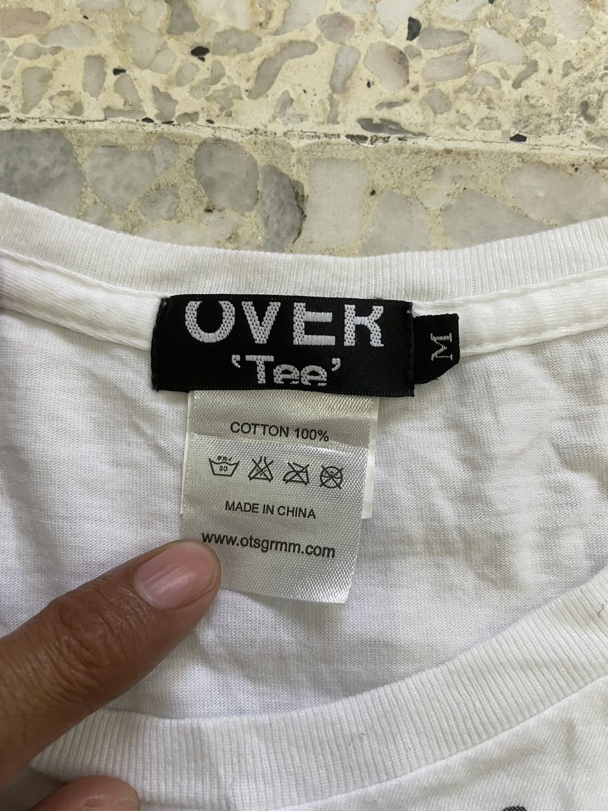 OVER THE STRiPES Over tee X disney Size US M / EU 48-50 / 2 - 4 Thumbnail