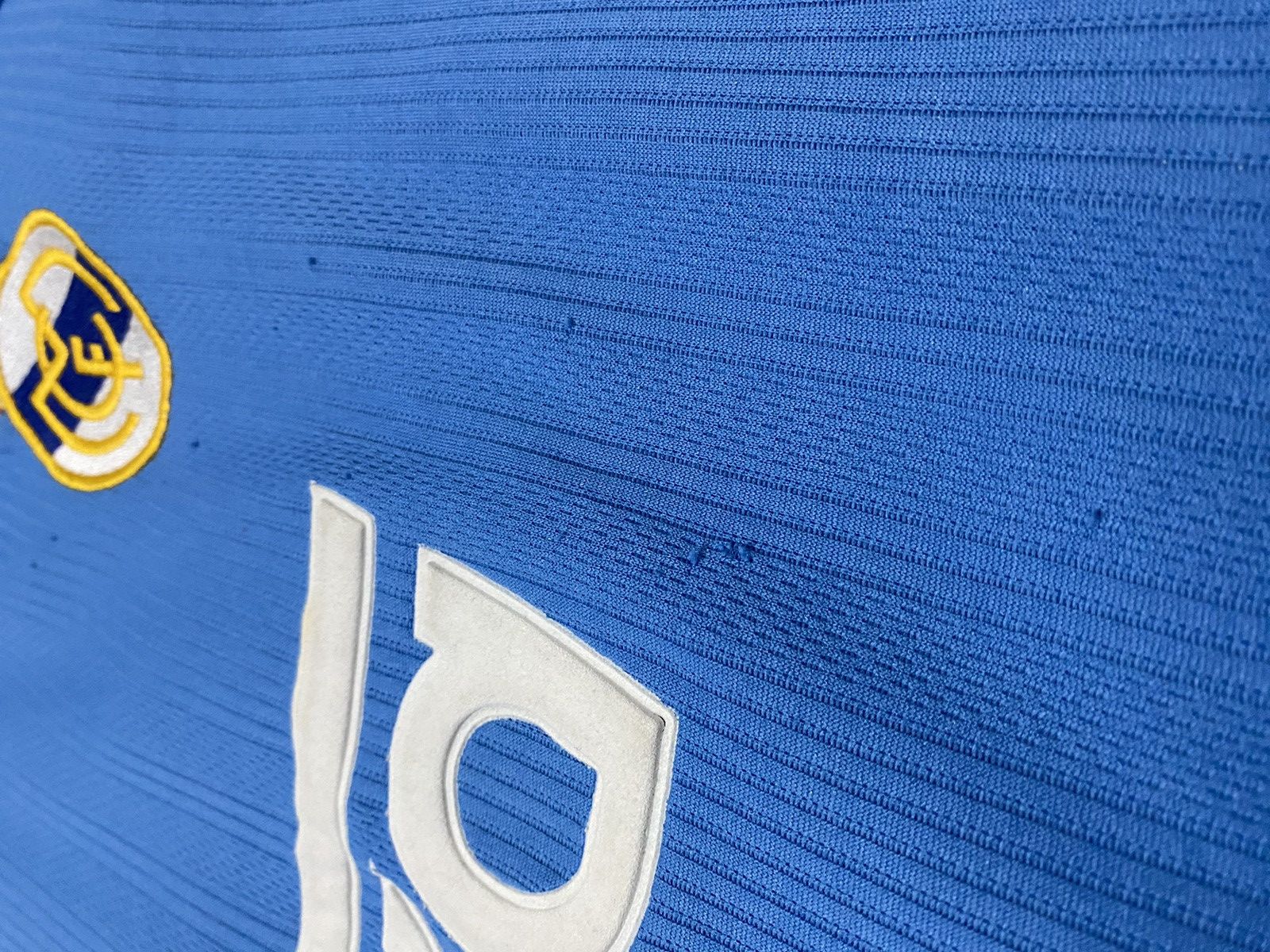 Adidas × Vintage VINTAGE 99-00s AWAY JERSEY OF FIGO REAL MADRID Size US L / EU 52-54 / 3 - 16 Thumbnail